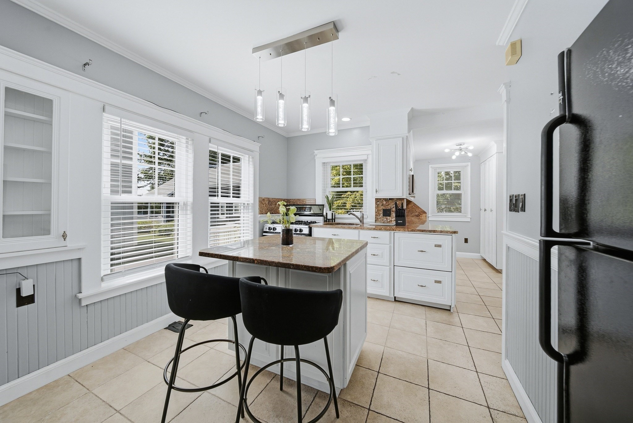 125 Upham St Property Photo 11