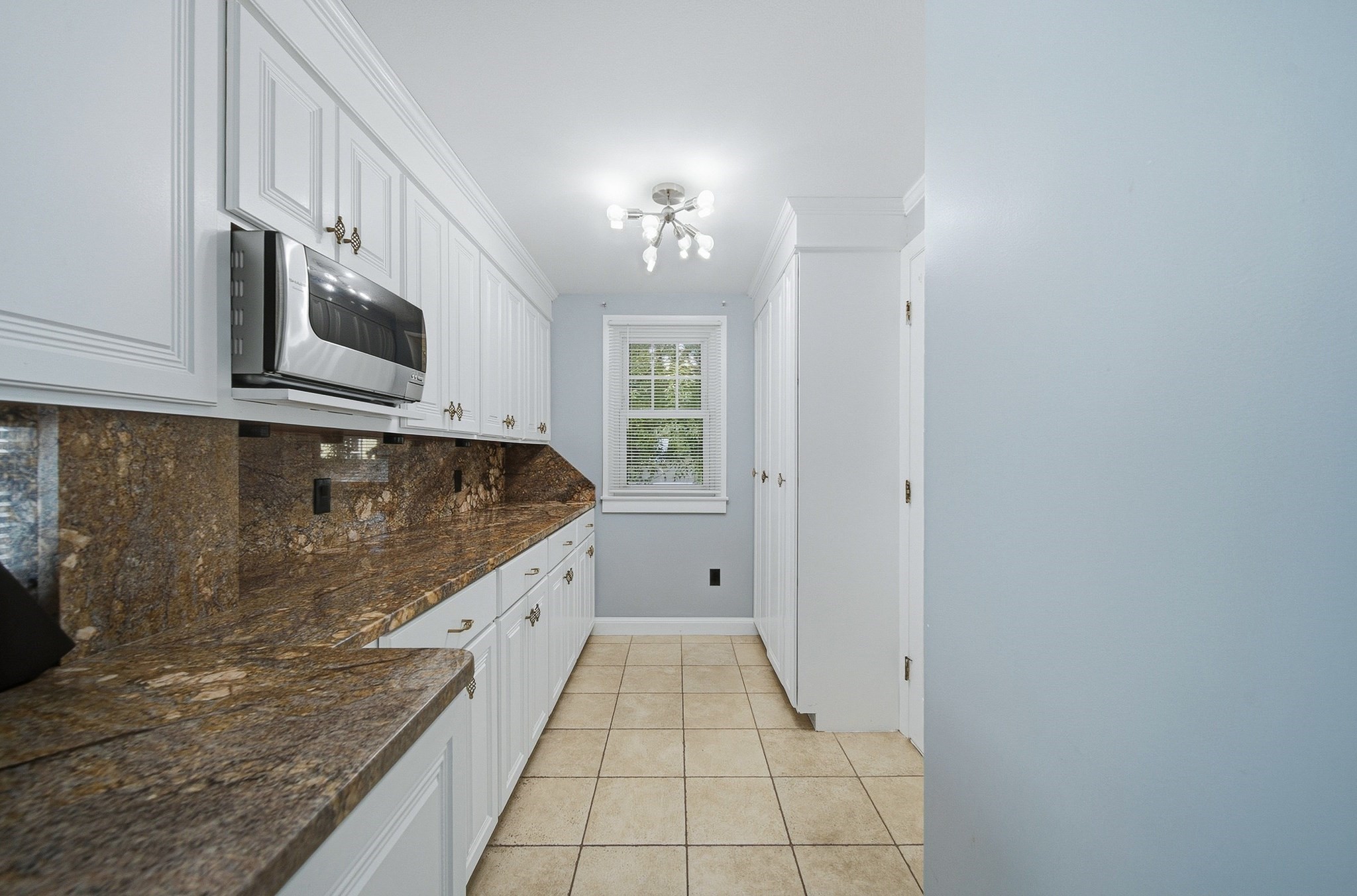 125 Upham St Property Photo 16