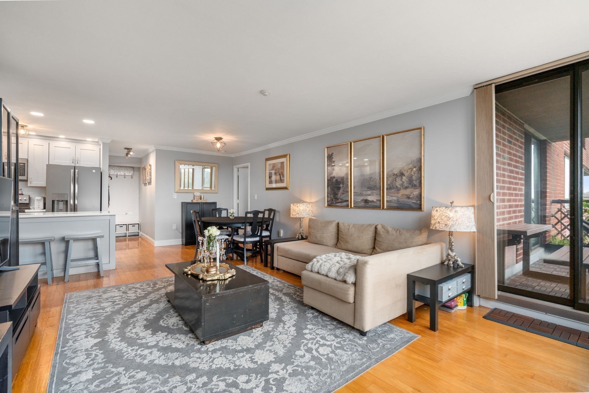 77 Adams St # 1009 Property Photo 8