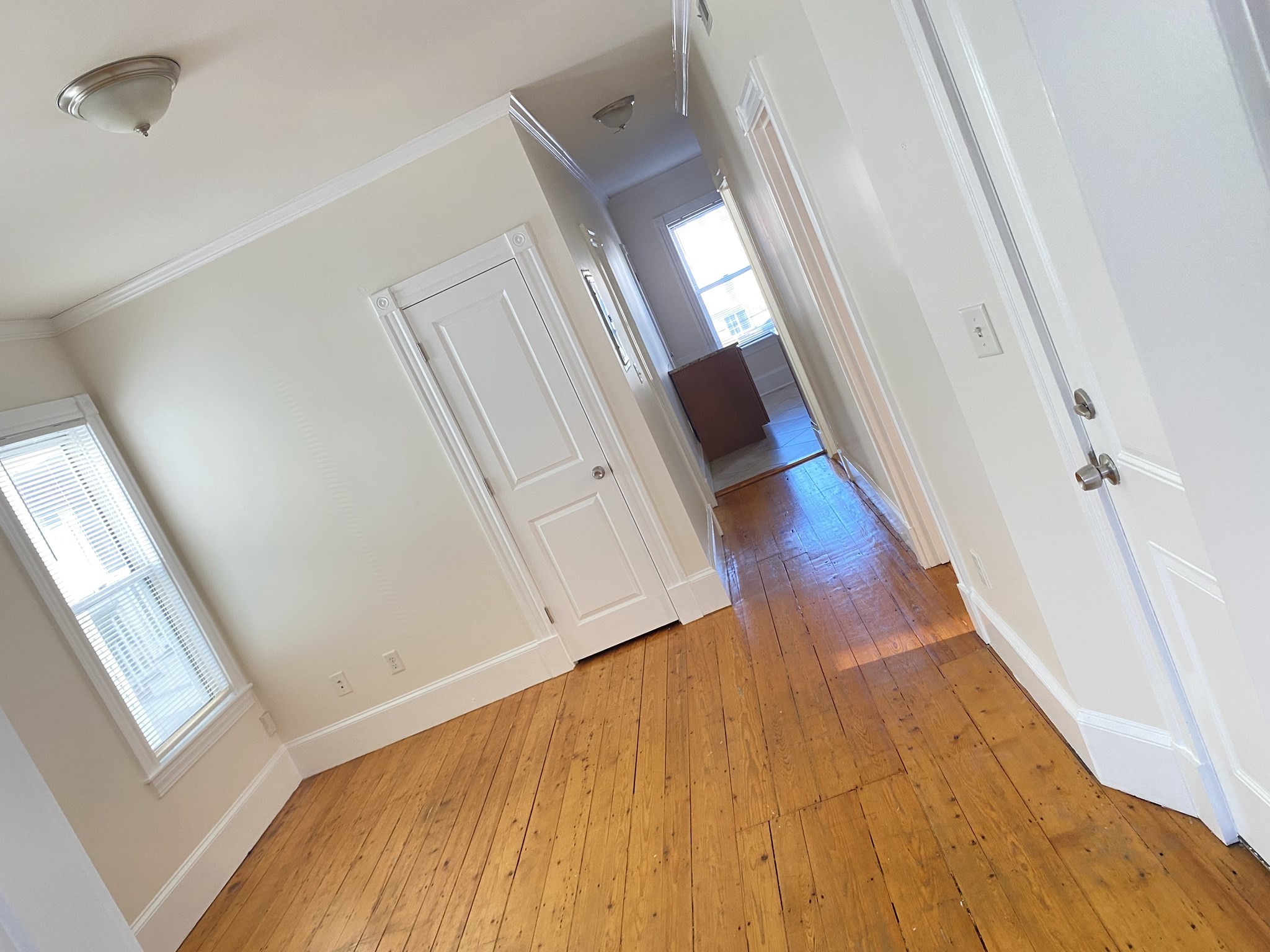 43 Gove # 2 Property Photo 3
