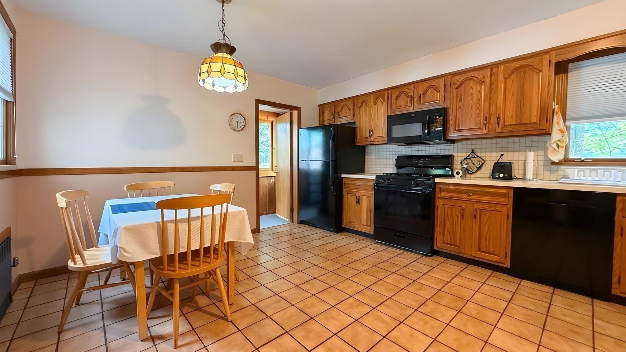 135 Greaton Rd. Property Photo 3