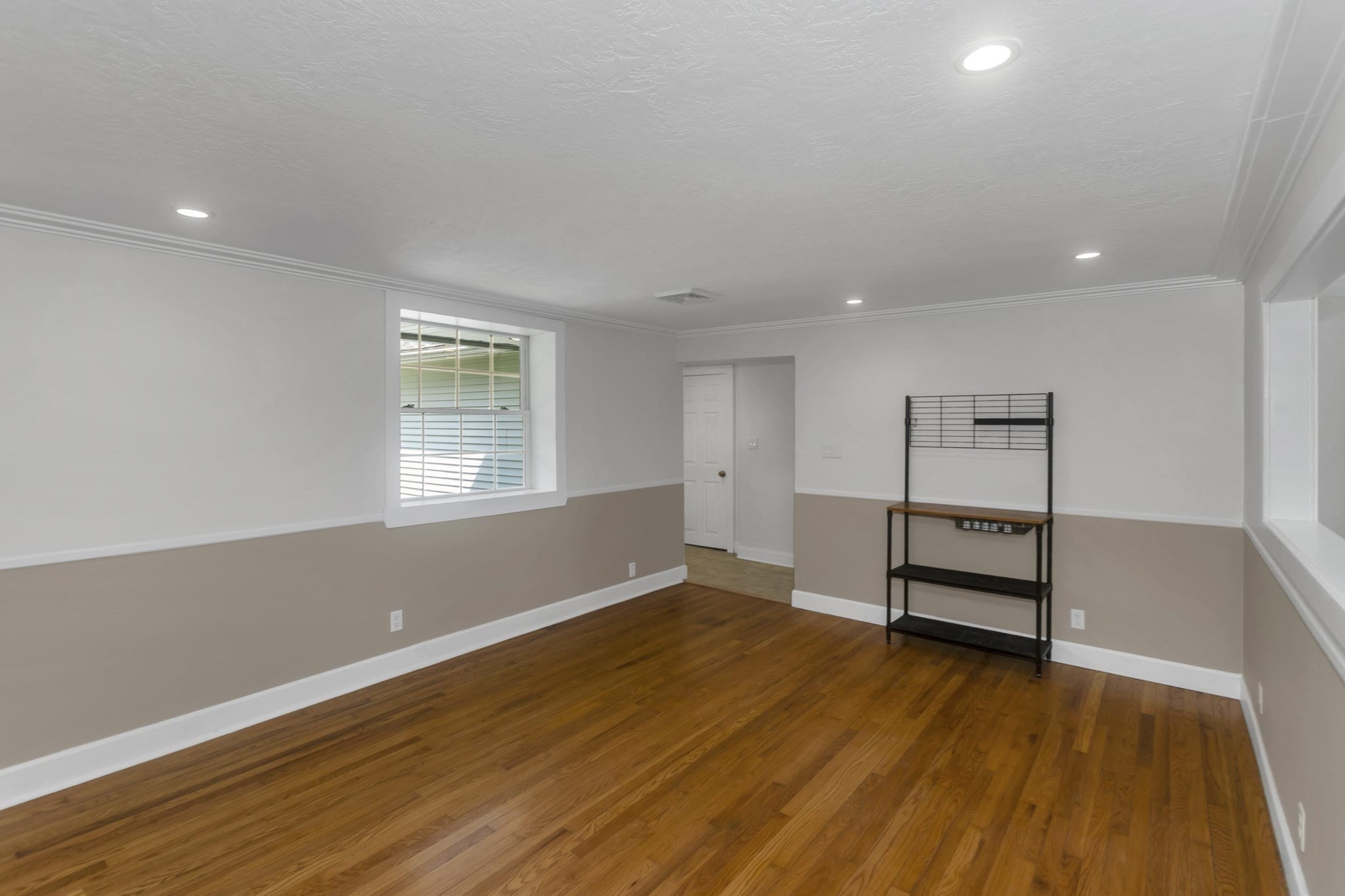 17 Congamond Rd Property Photo 8
