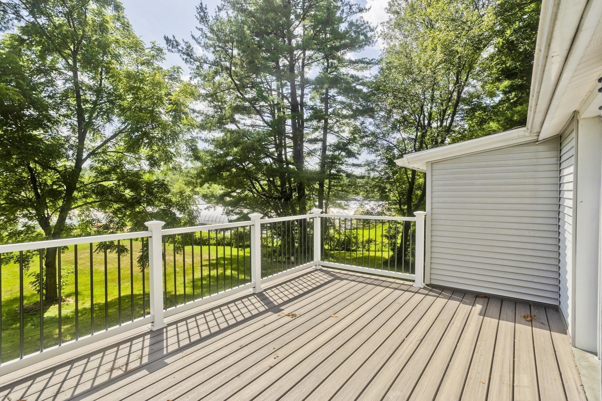 17 Congamond Rd Property Photo 20