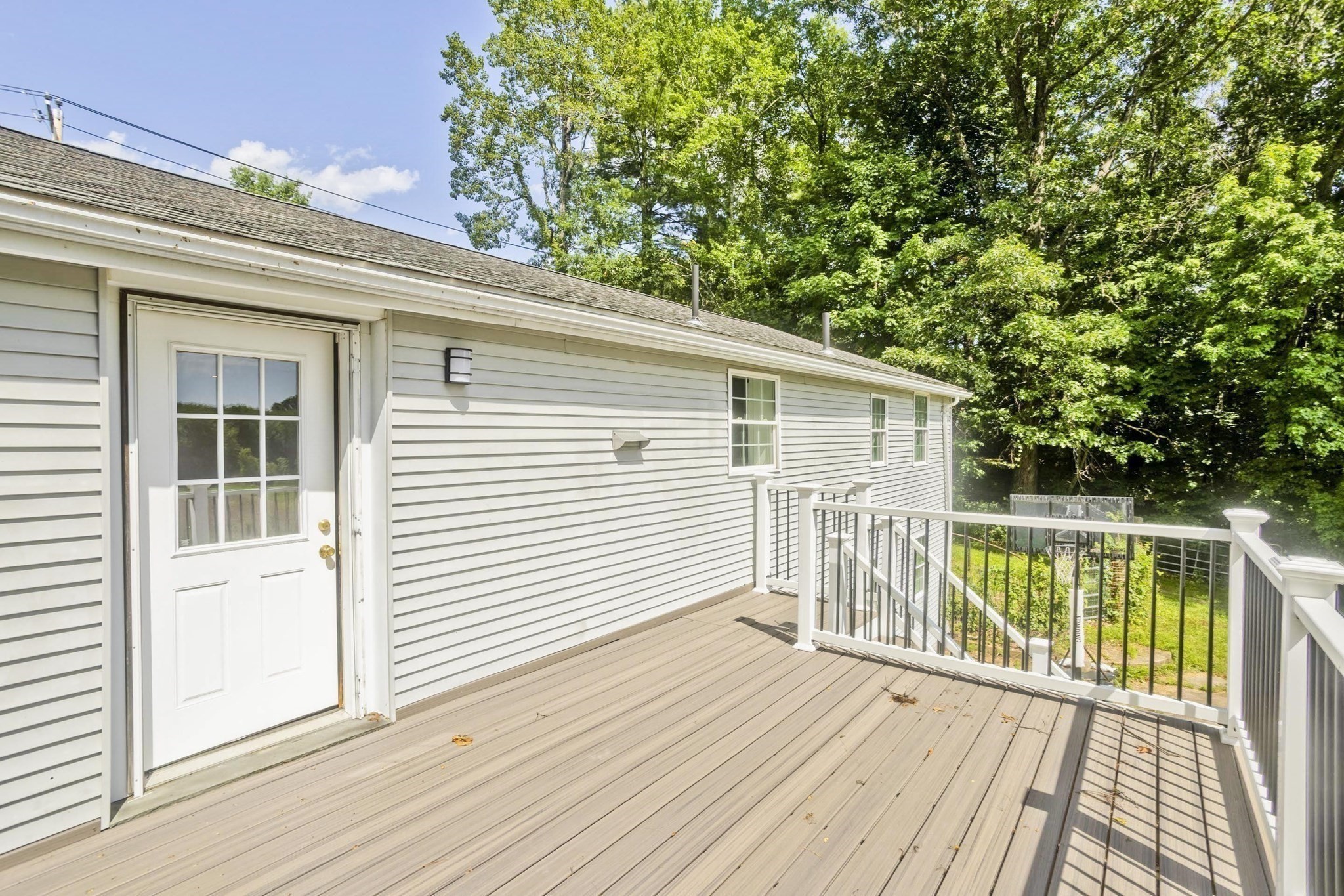 17 Congamond Rd Property Photo 22