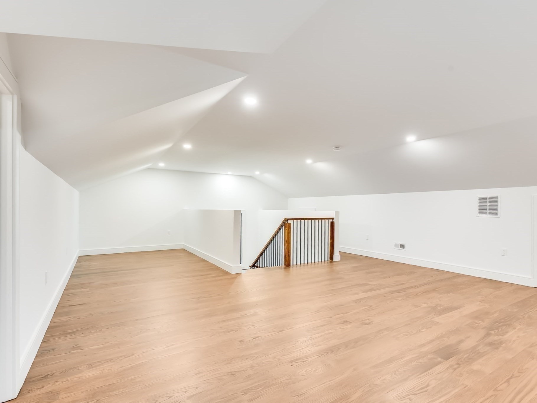 89 Parker Avenue Property Photo 31