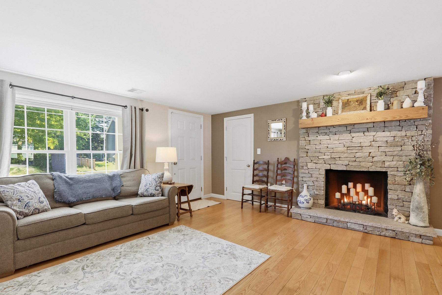 33 Westwind Rd. Property Photo 5