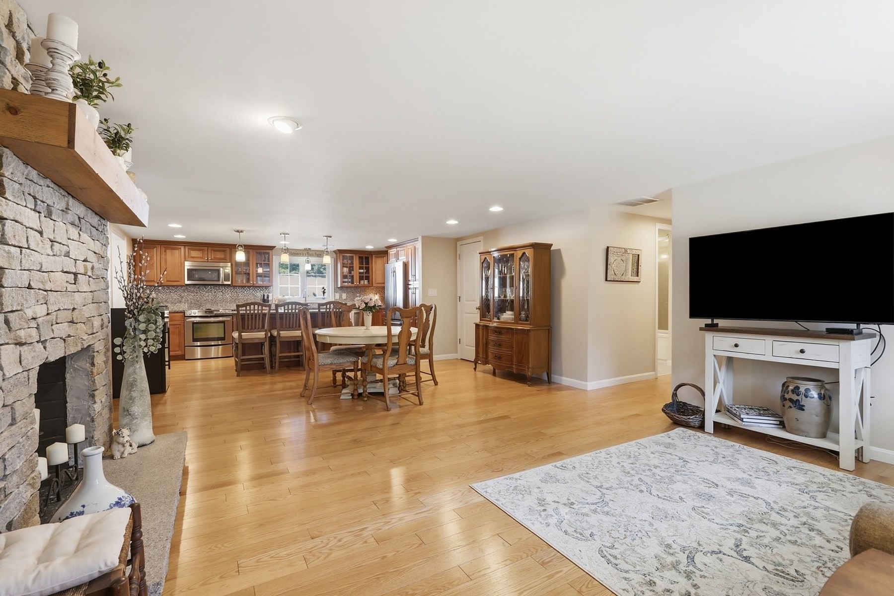 33 Westwind Rd. Property Photo 9