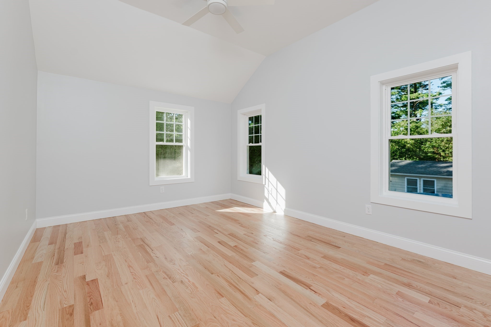 22 Morrison St Property Photo 14