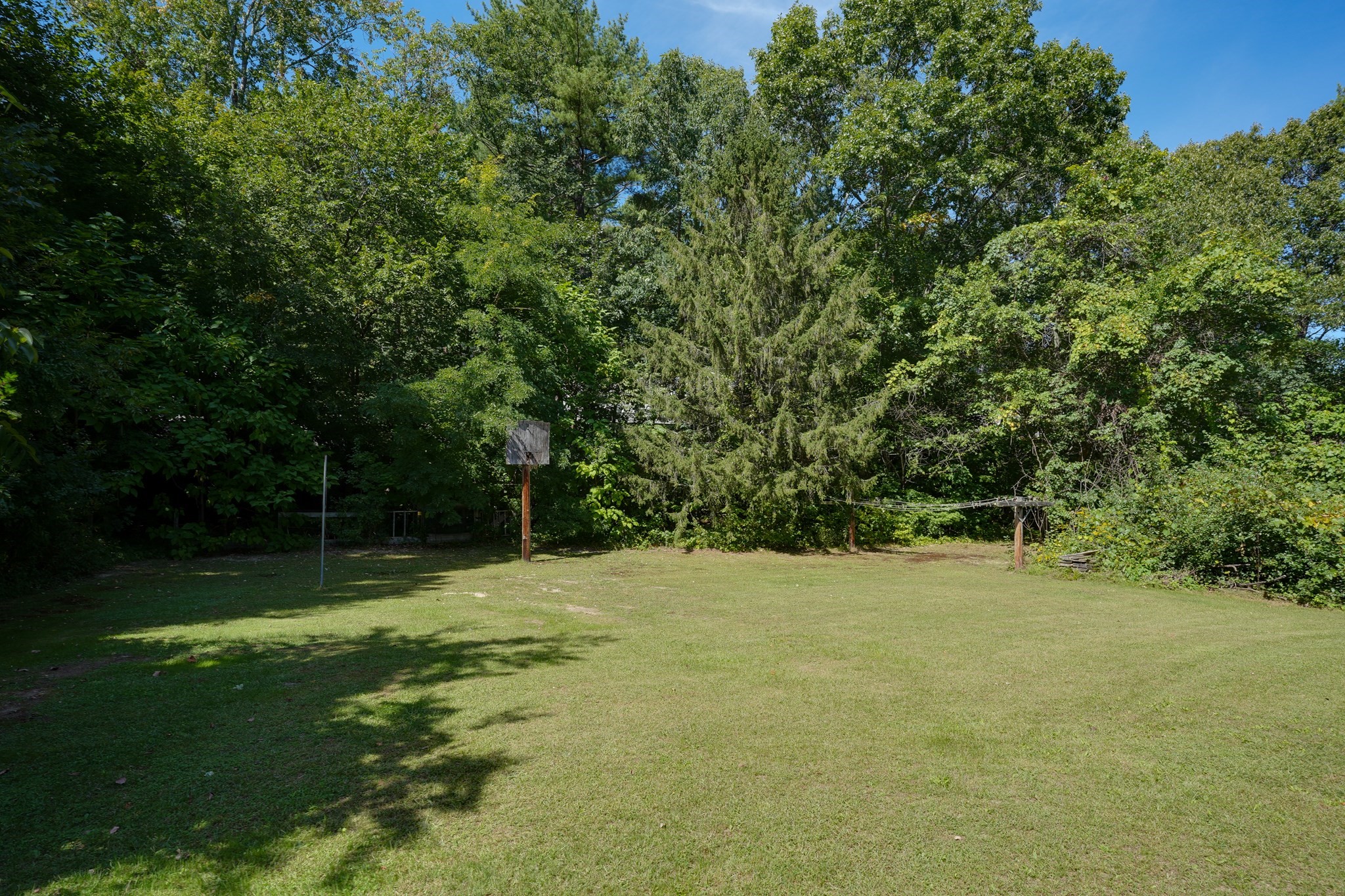 68 School St Property Photo 2