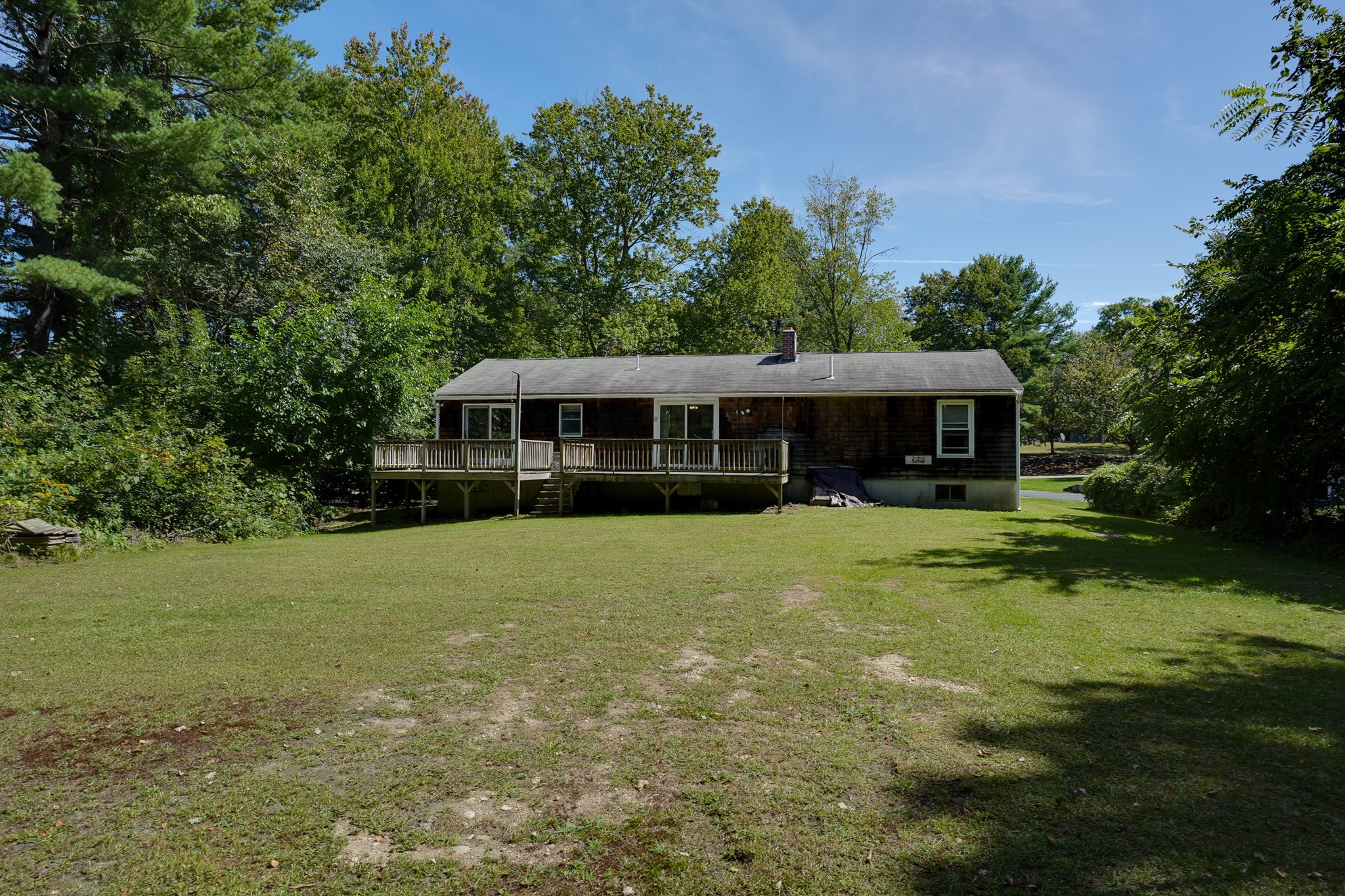 68 School St Property Photo 3