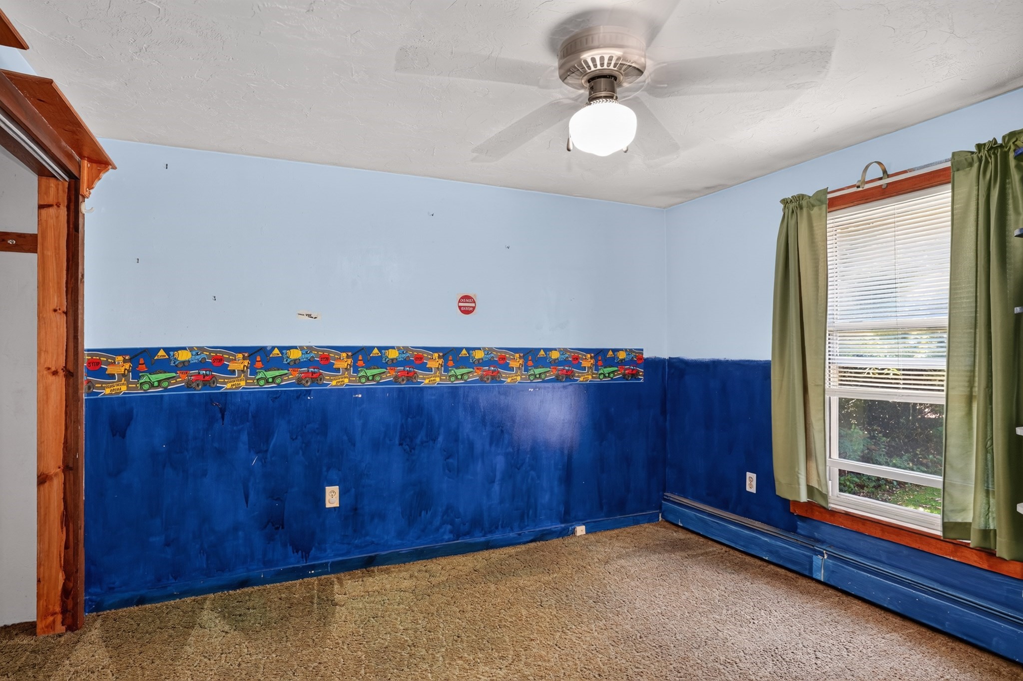 68 School St Property Photo 15