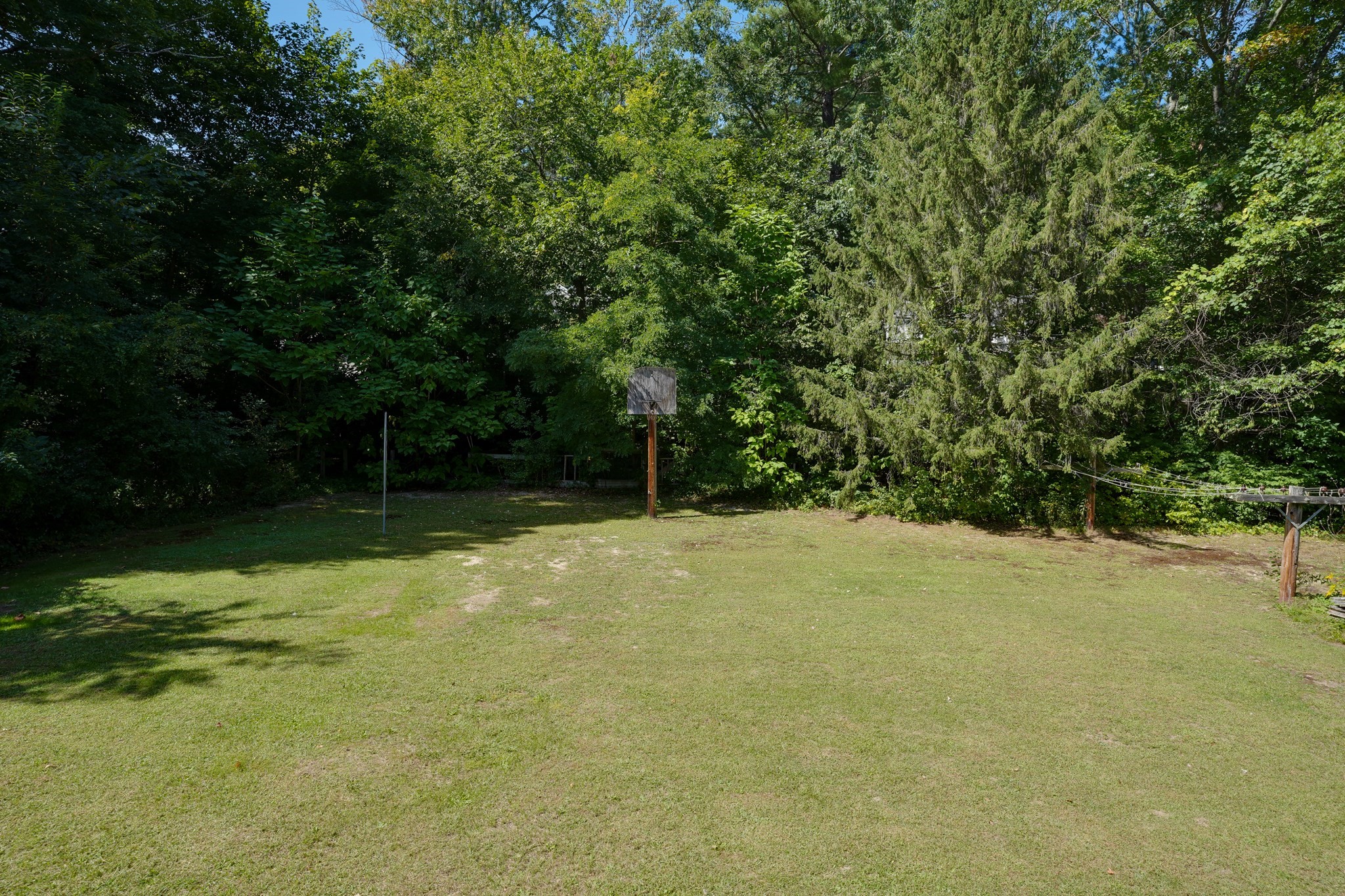 68 School St Property Photo 22