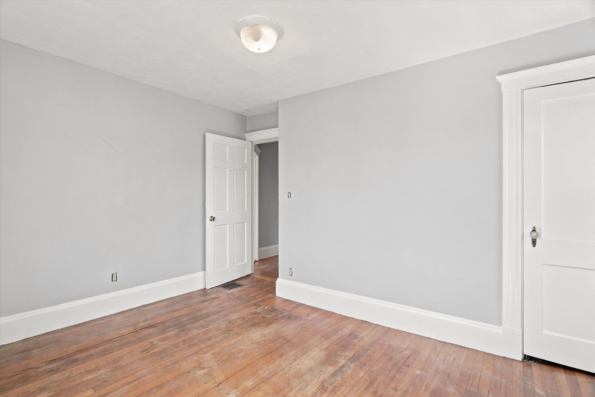6 Cliff Street Property Photo 23