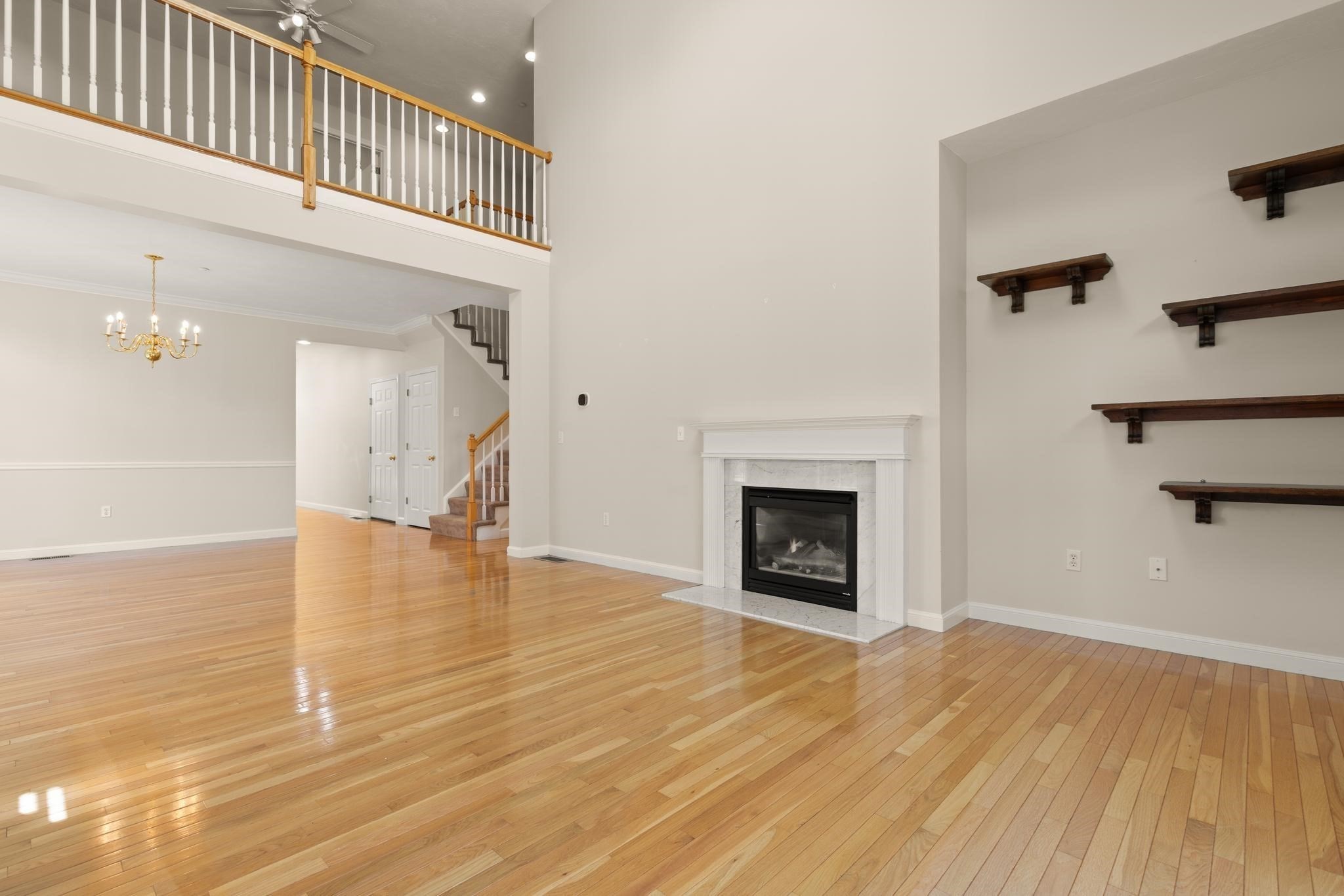 9 Kingson Ln # 6 Property Photo 7