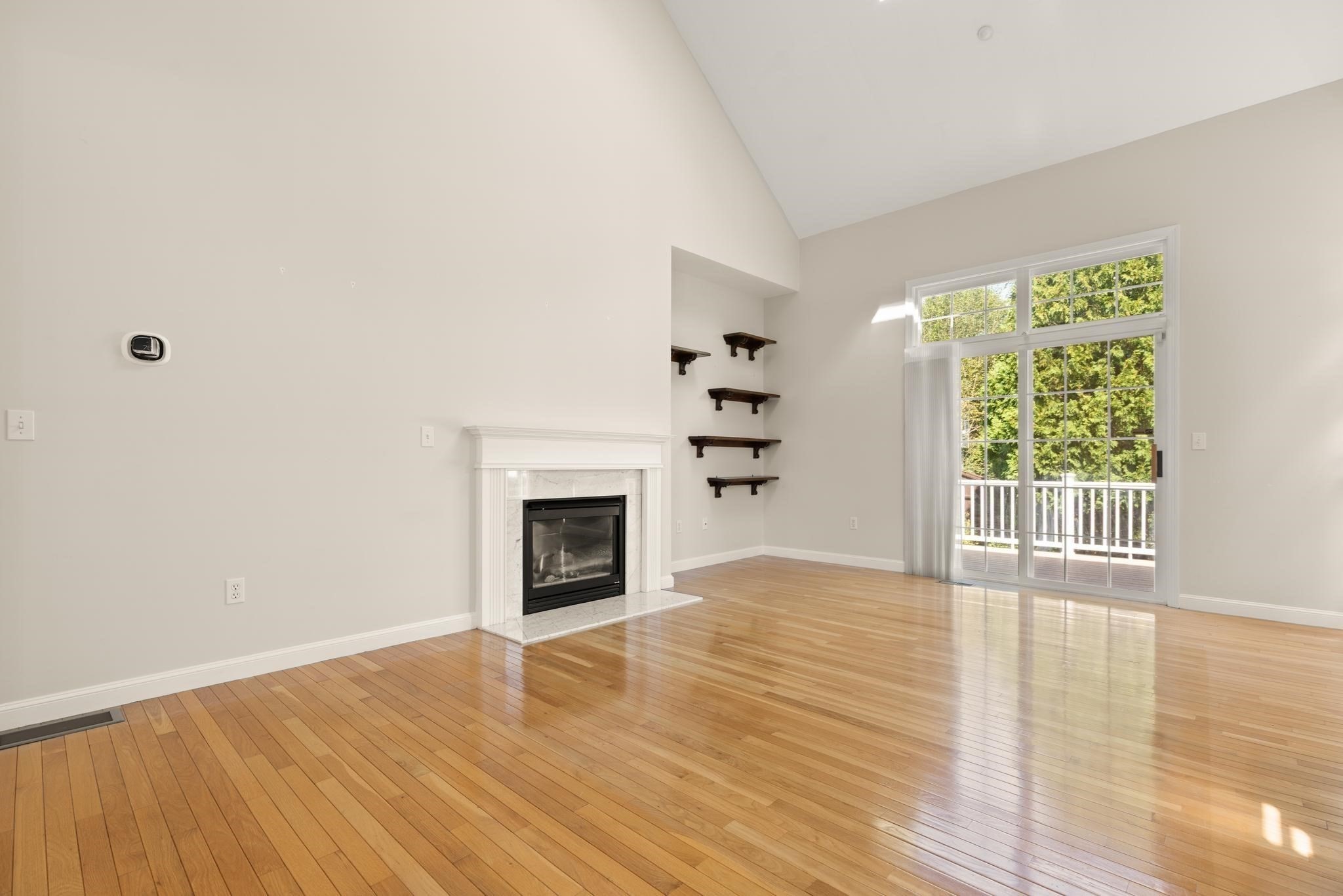 9 Kingson Ln # 6 Property Photo 9