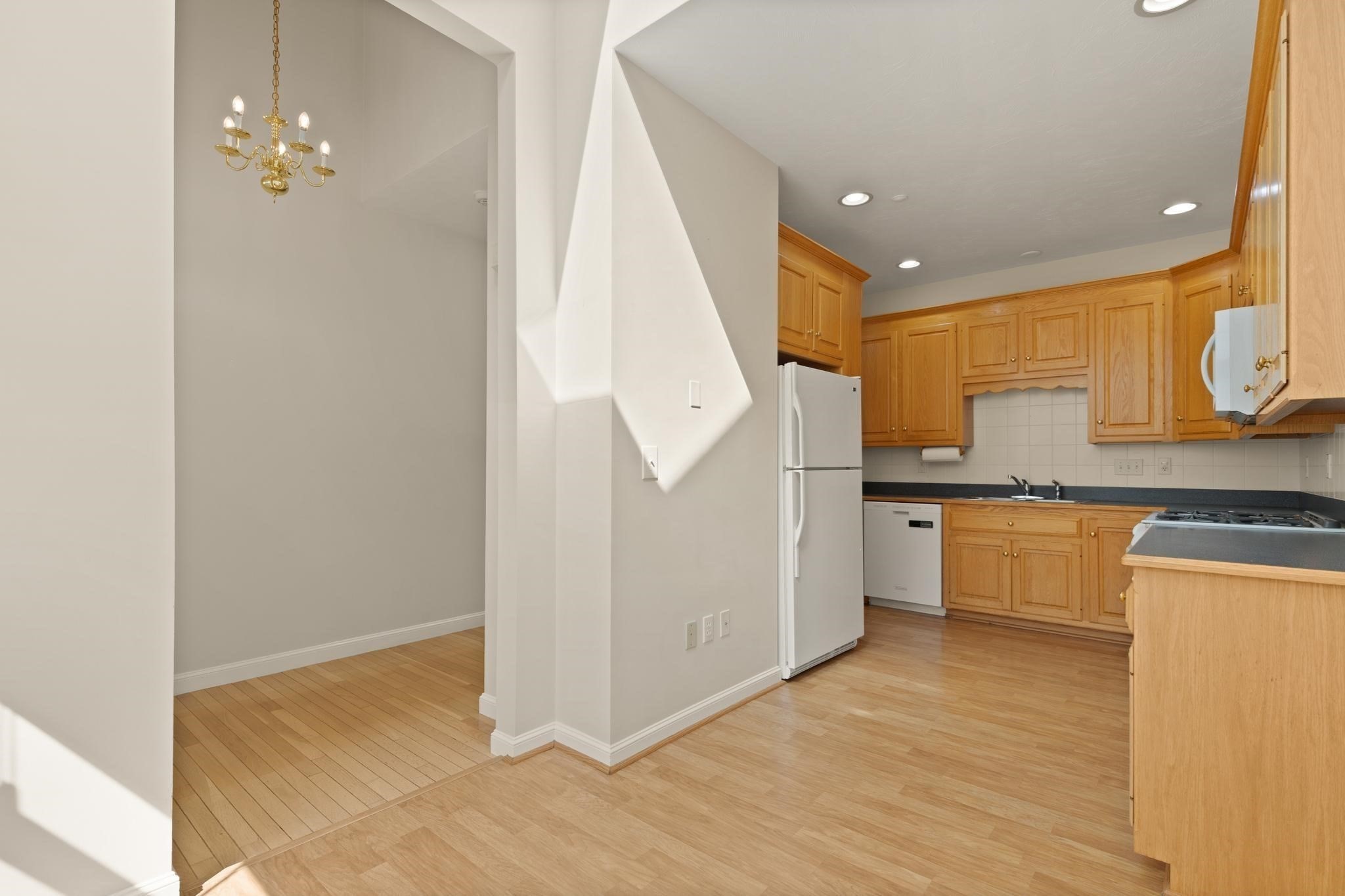9 Kingson Ln # 6 Property Photo 20