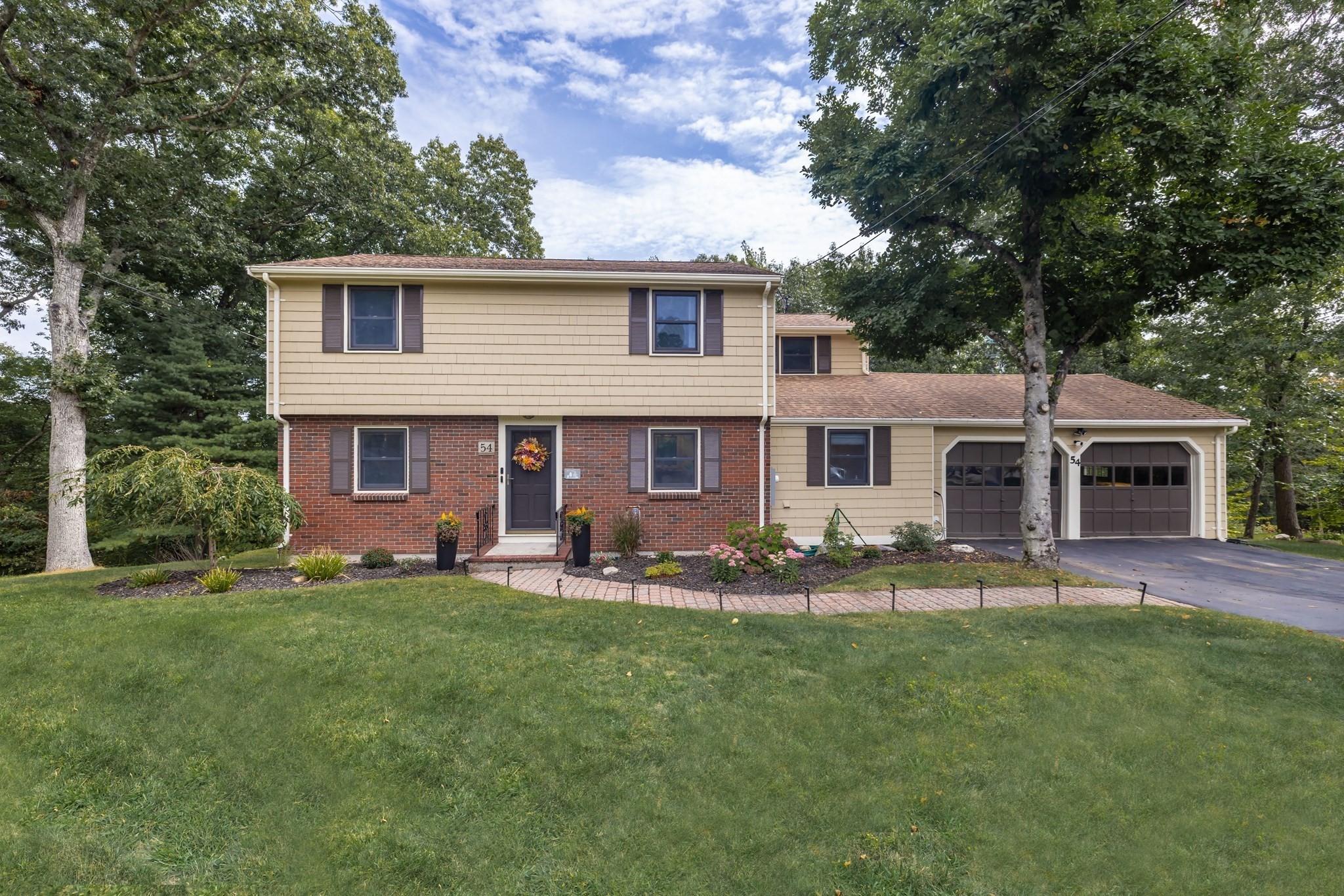 54 Checkerberry Ln Property Photo 1