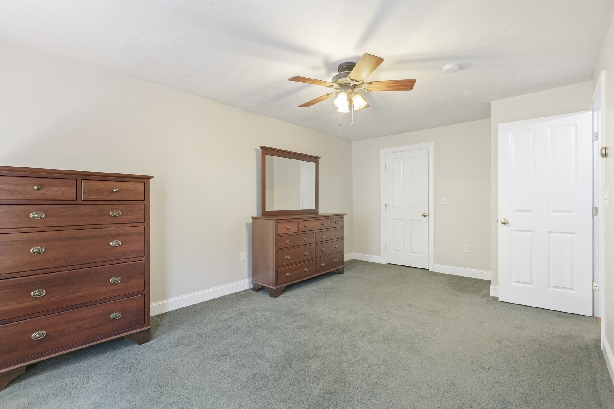 3 Brunelle Dr Property Photo 23