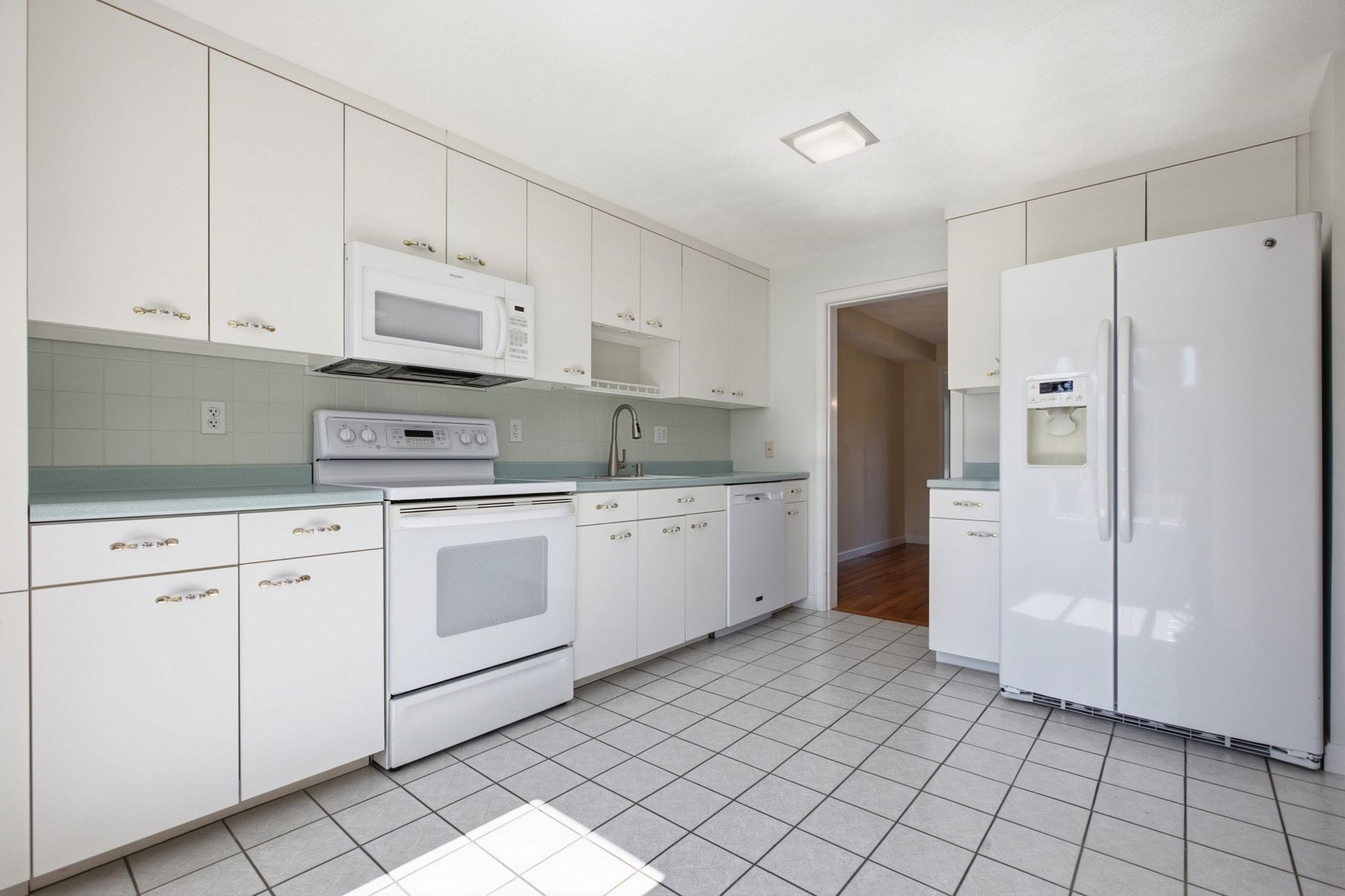 33 Mid Iron Dr # 33 Property Photo 11