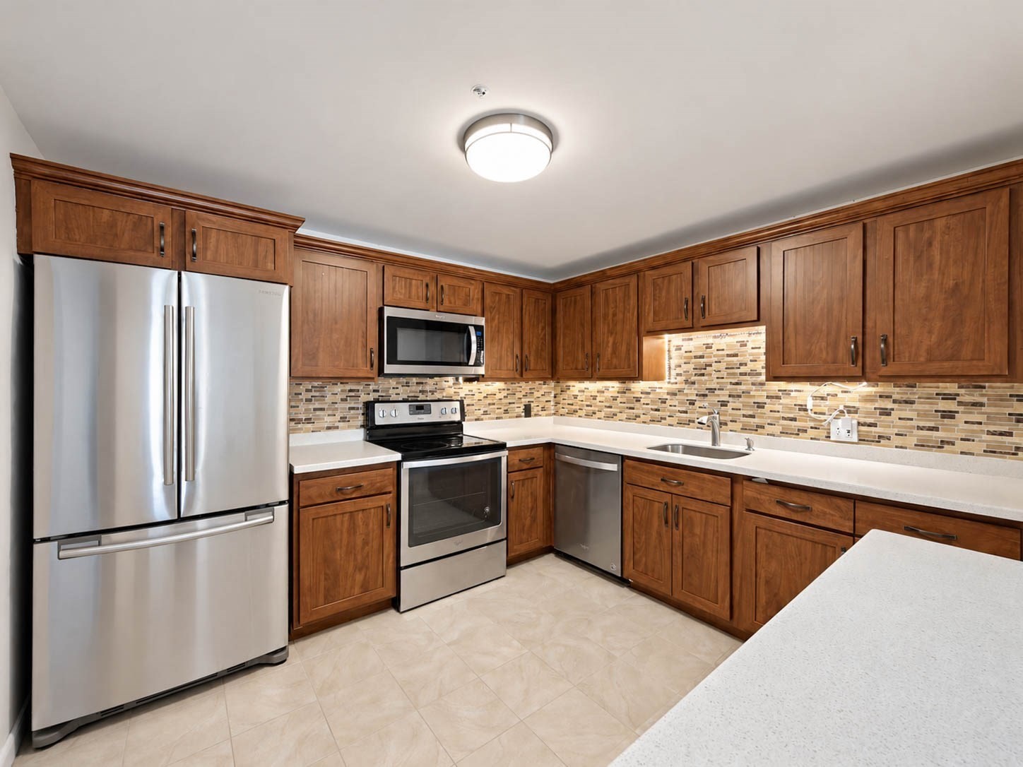 27 Alpine St # 8 Property Photo 11