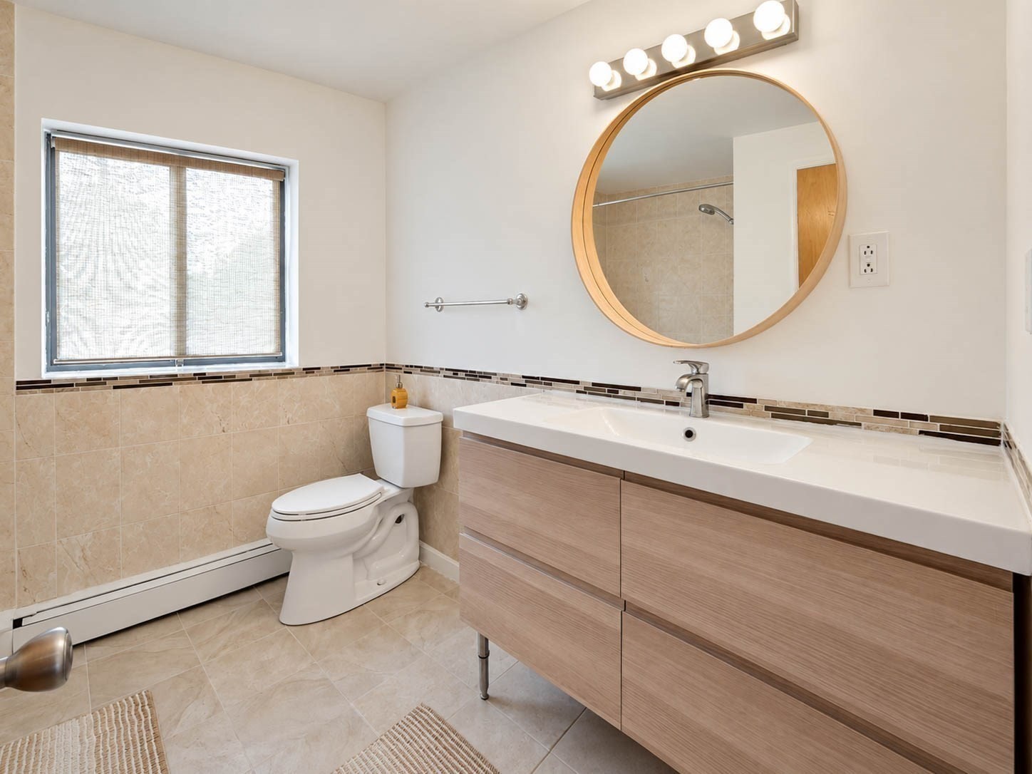 27 Alpine St # 8 Property Photo 17