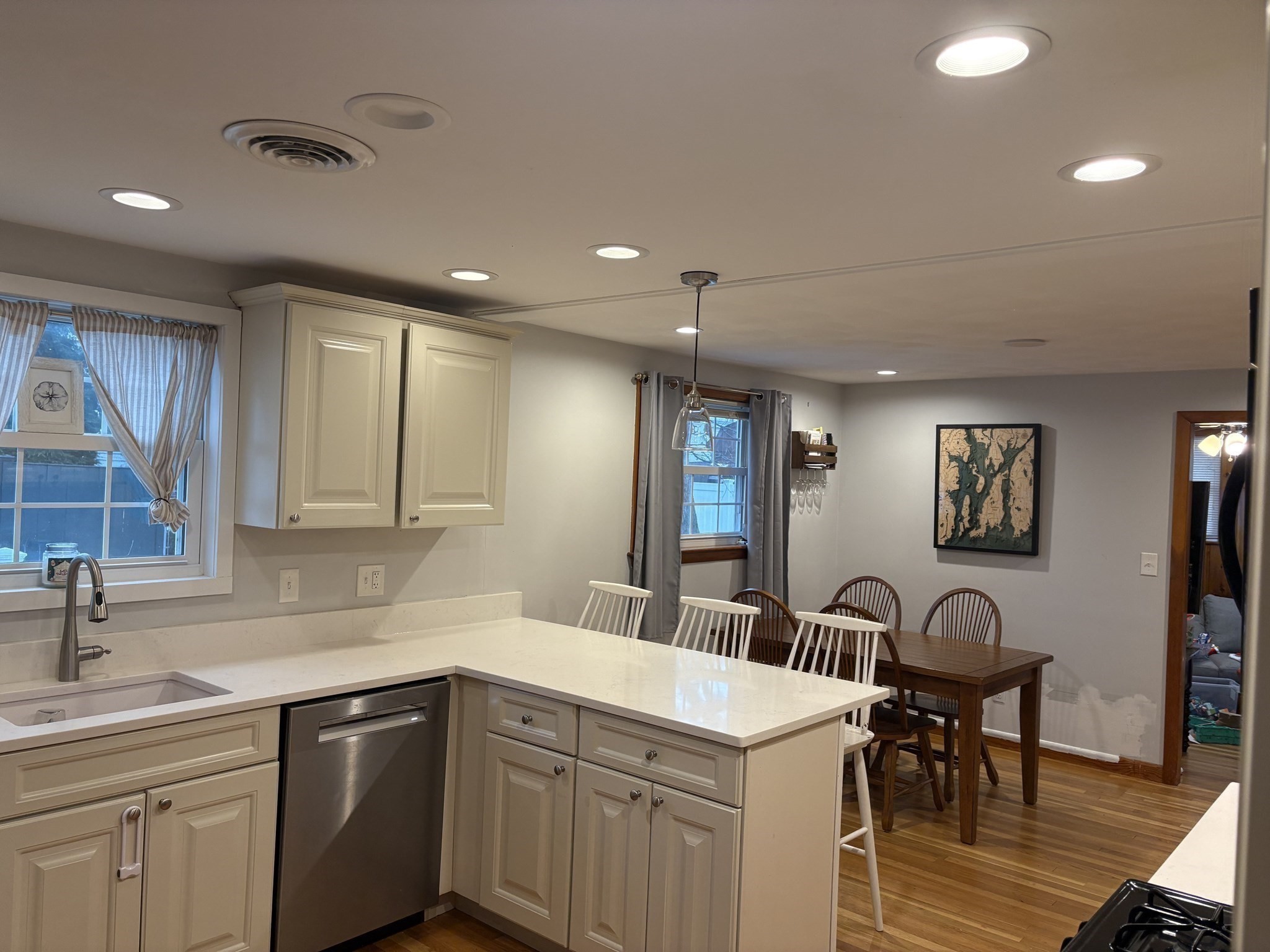 22 Farwell Ave Property Photo 4