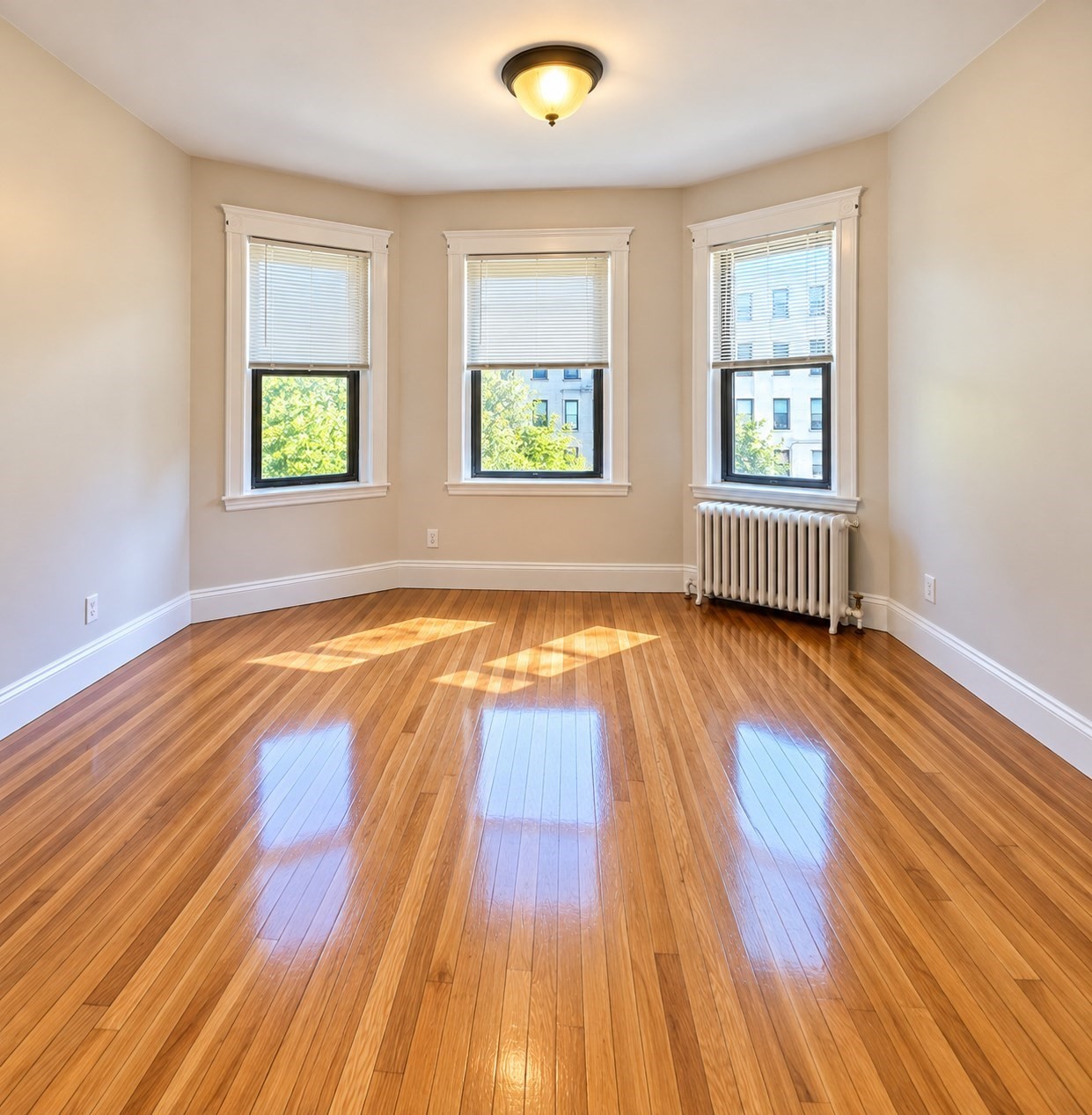 1560 Commonwealth Ave # 4 Property Photo 2