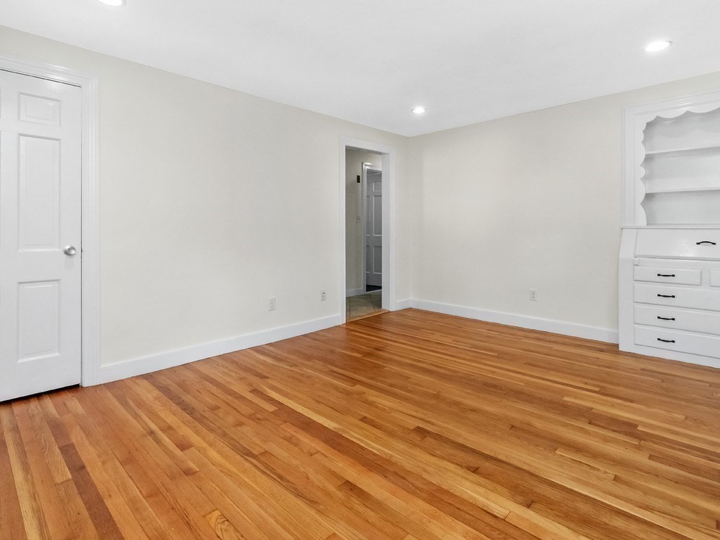 194 Weston Street Property Photo 12