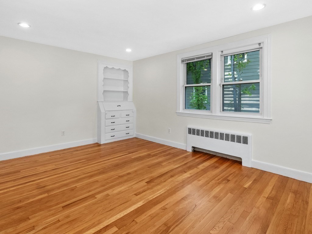 194 Weston Street Property Photo 13