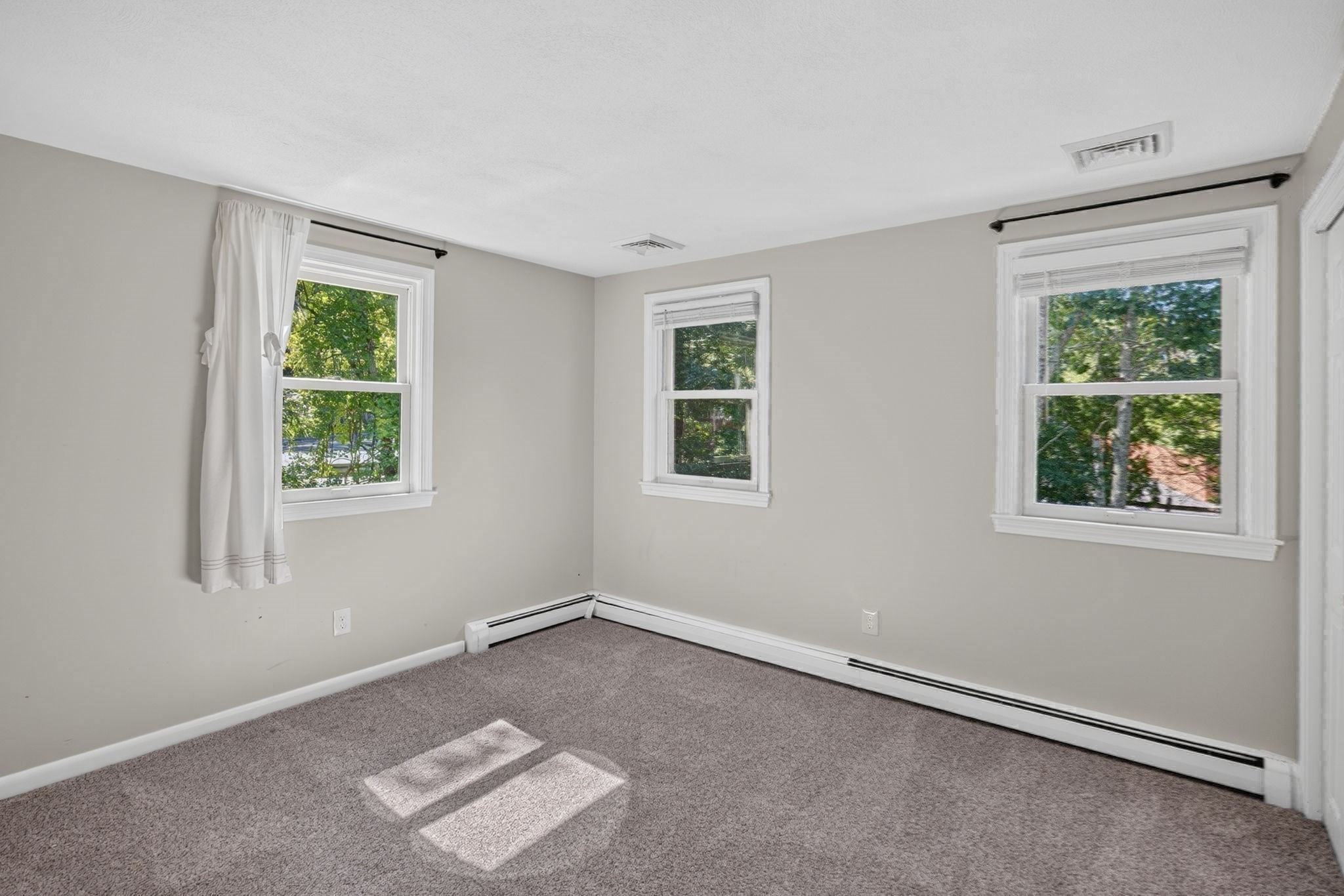 1 Seneca Lane Property Photo 30