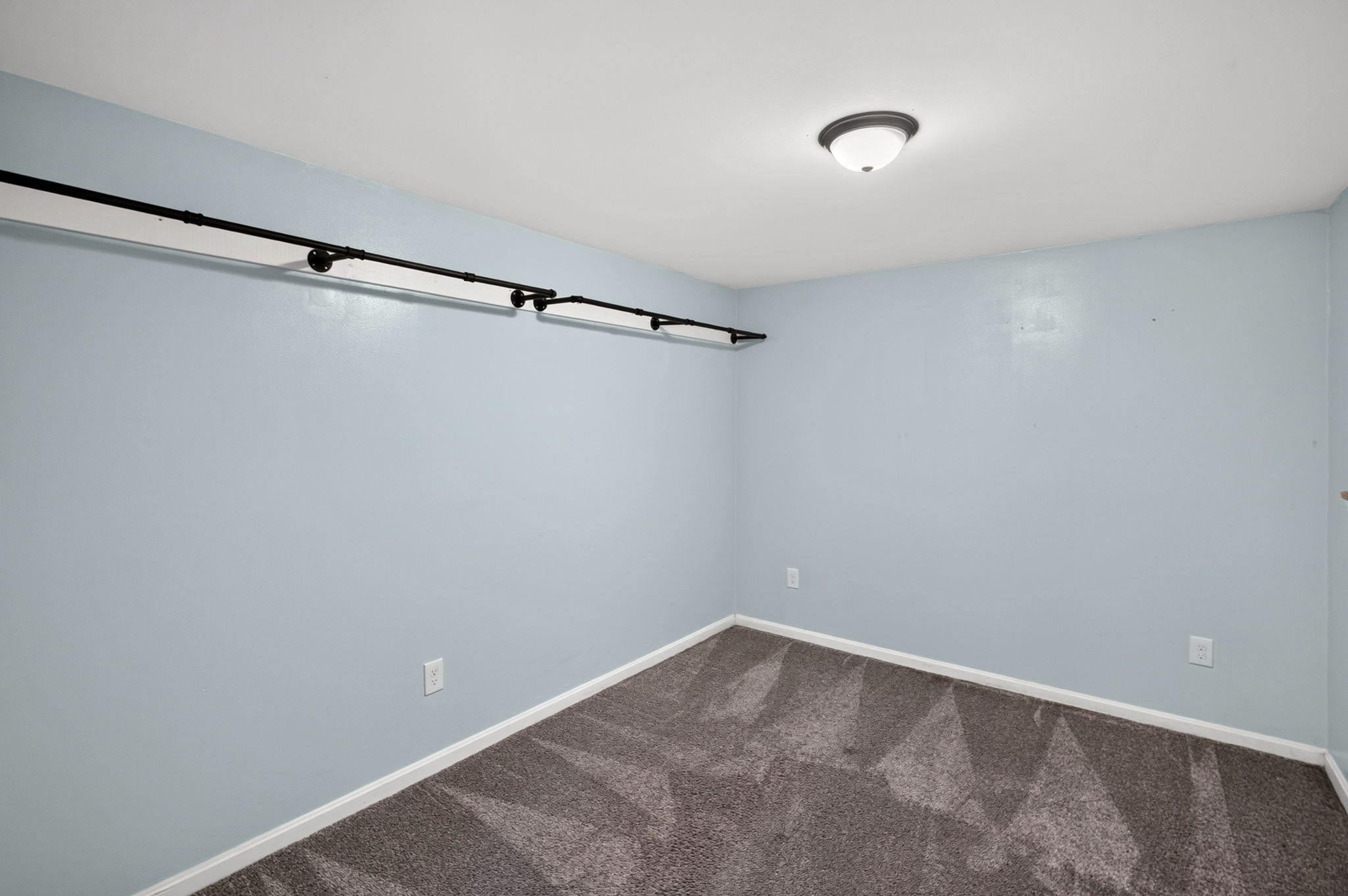 1 Seneca Lane Property Photo 36
