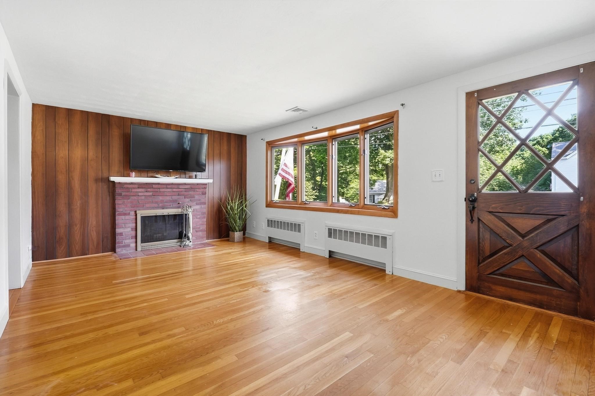 119 School Street Property Photo 14