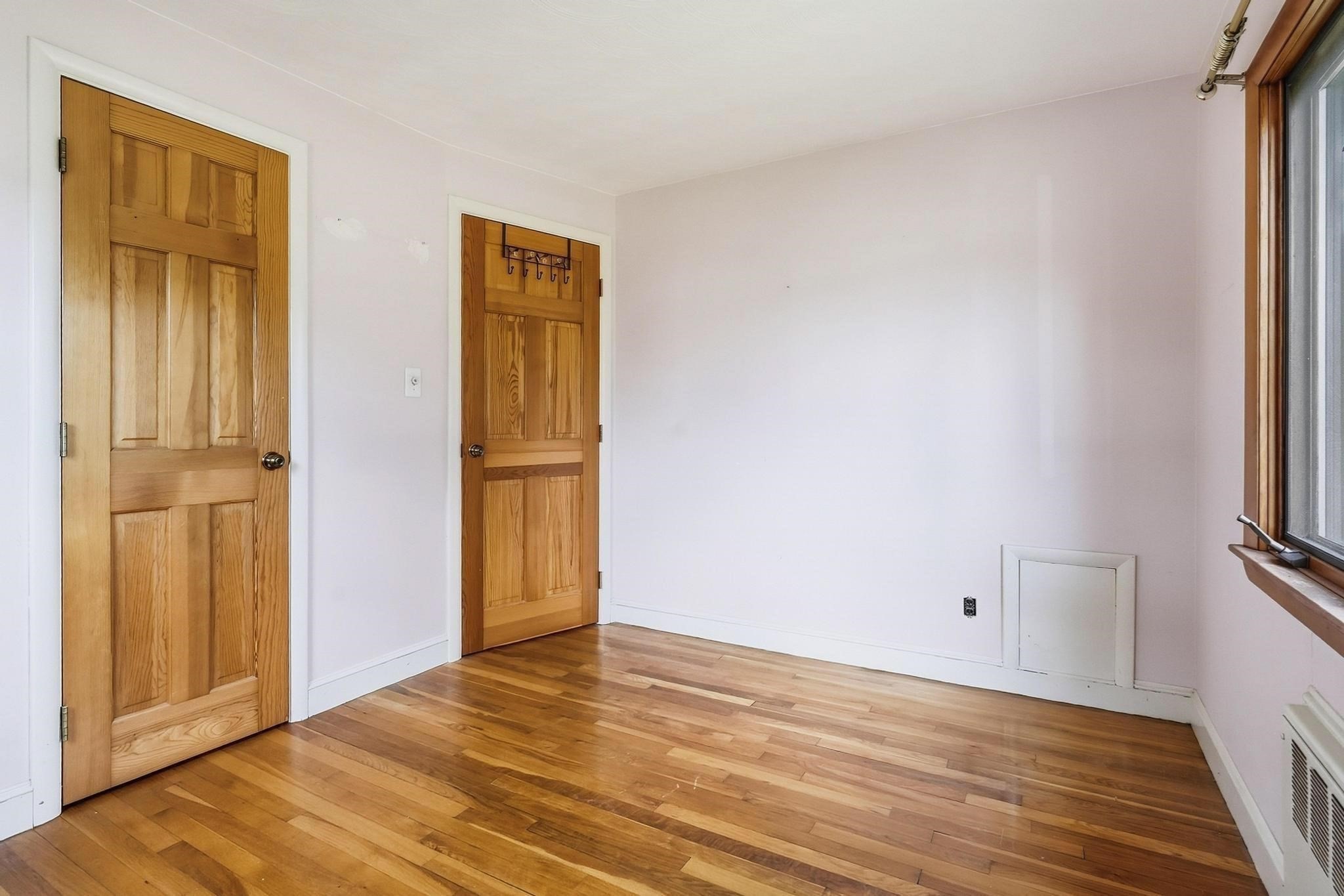 119 School Street Property Photo 17