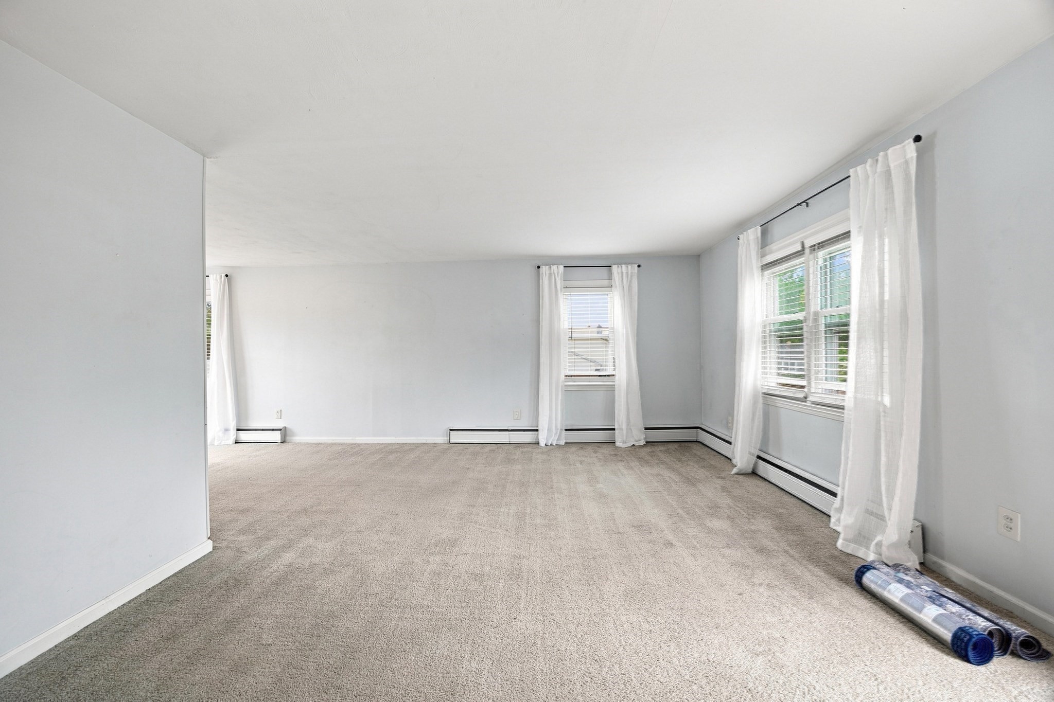 12 Park Ave Property Photo 7