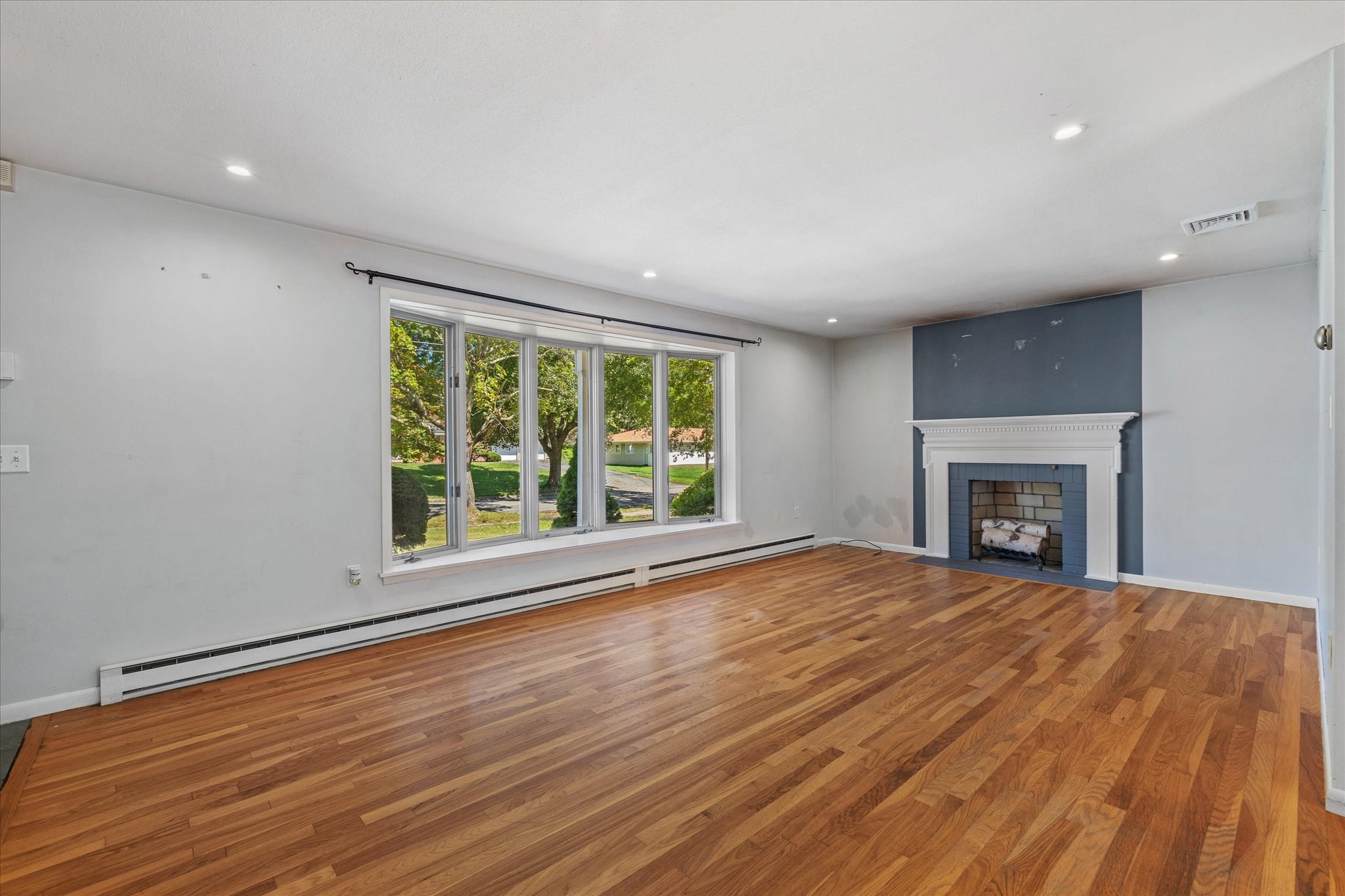36 Barry Rd Property Photo 14