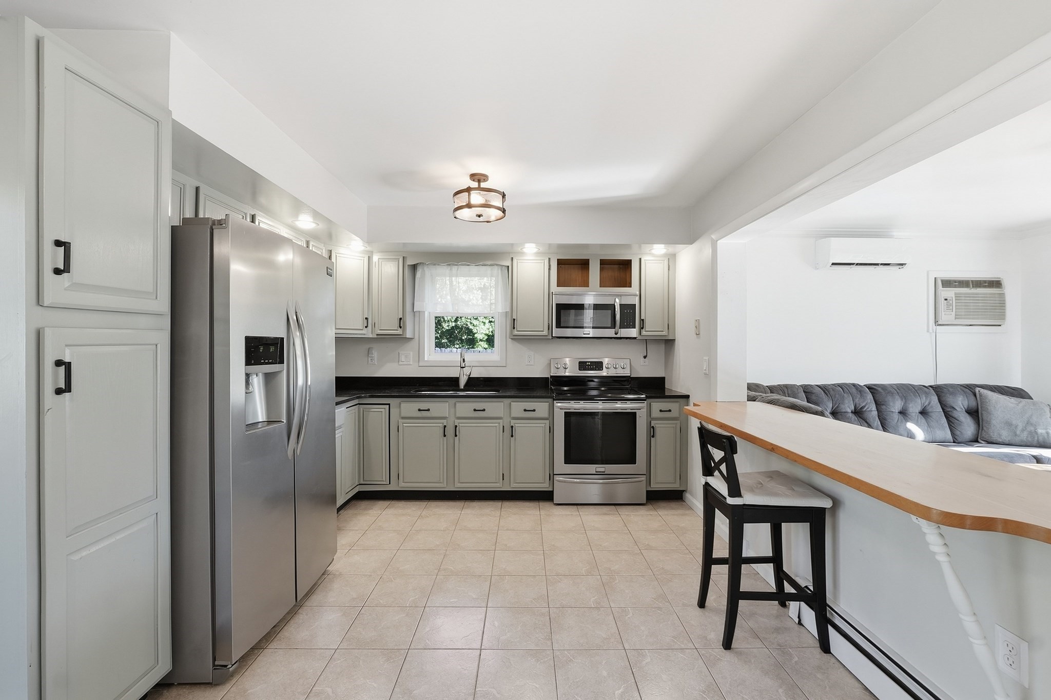 200 Wilbraham Rd Property Photo 8