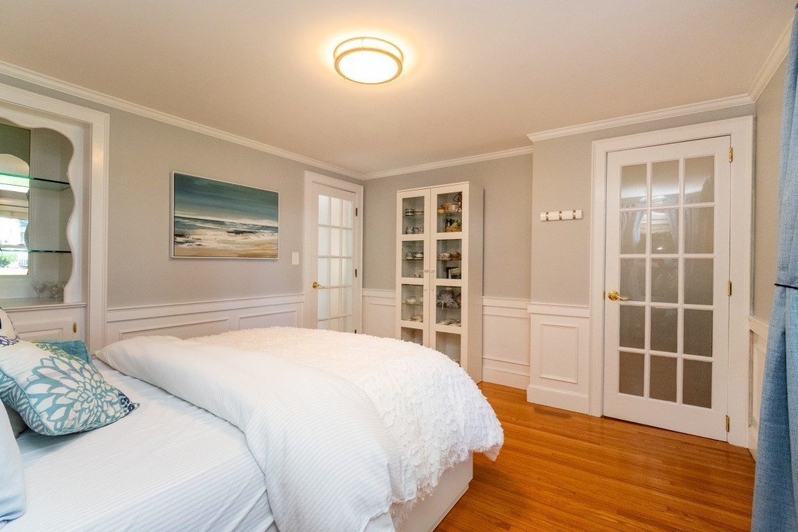 30 Colonial Avenue Property Photo 21