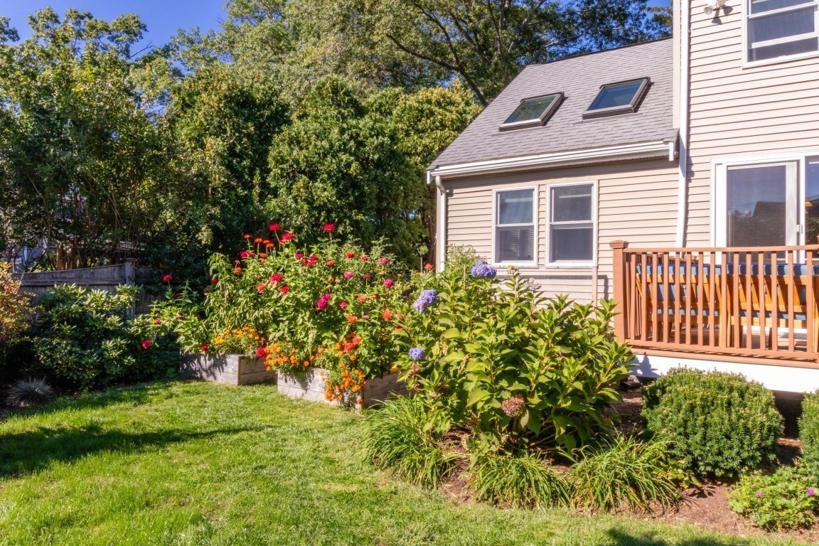 30 Colonial Avenue Property Photo 38