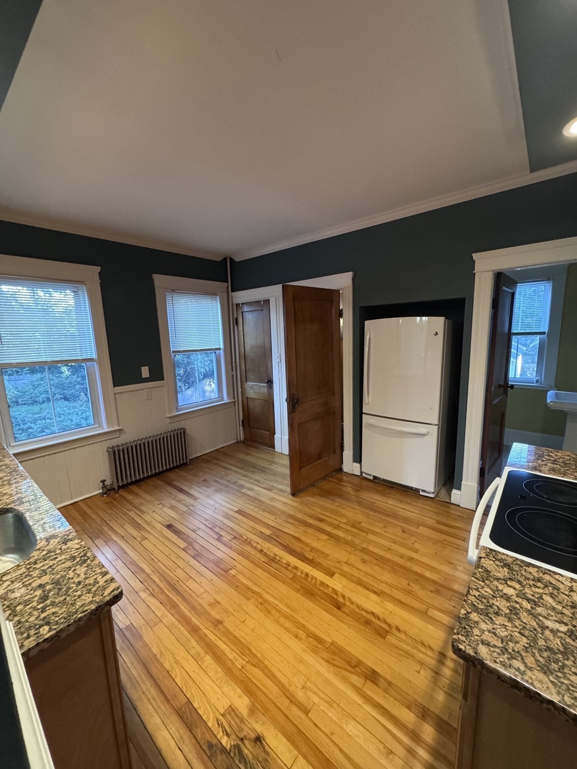15 Mill St # A Property Photo 8