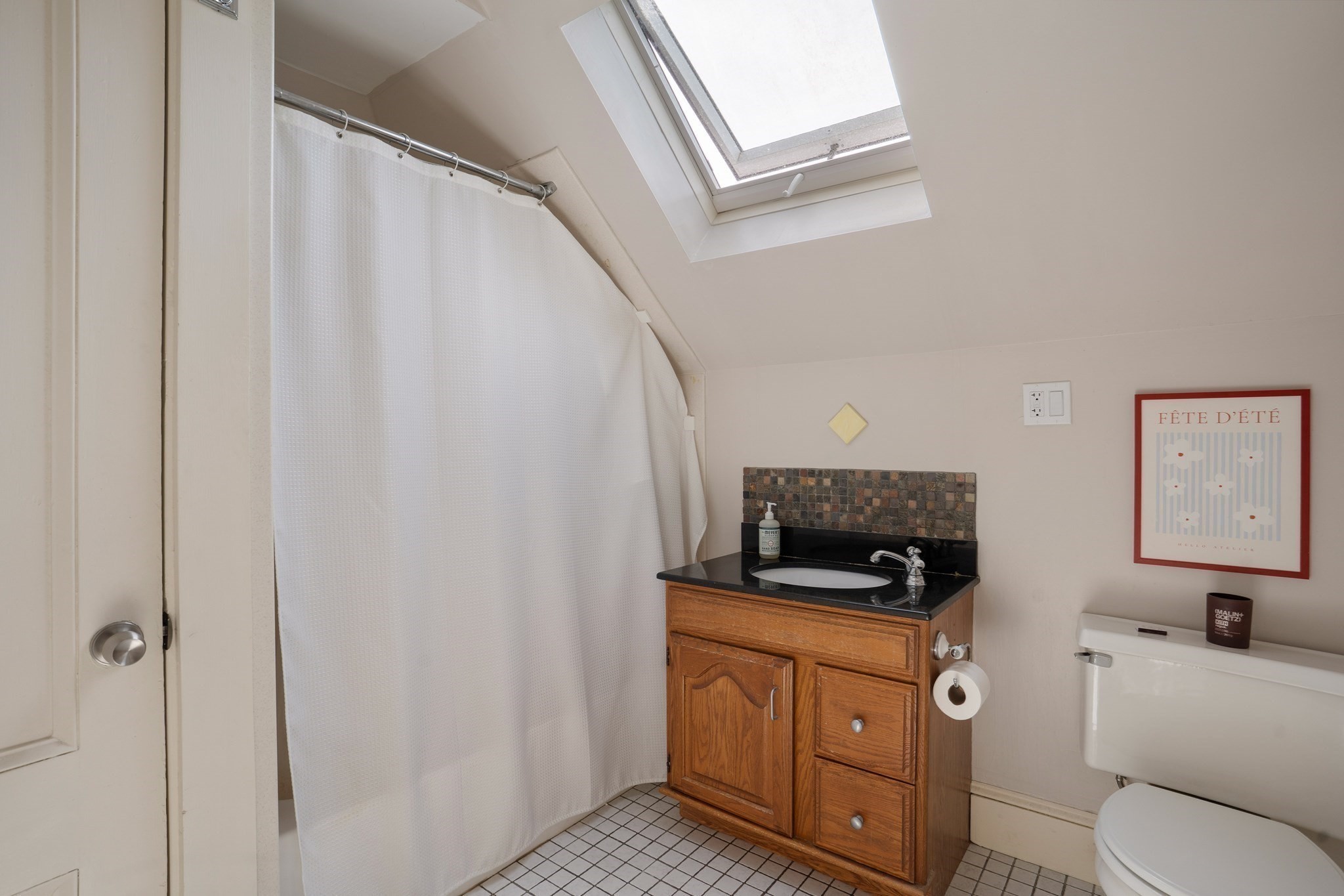 10-12 Notre Dame Avenue # 3 Property Photo 13