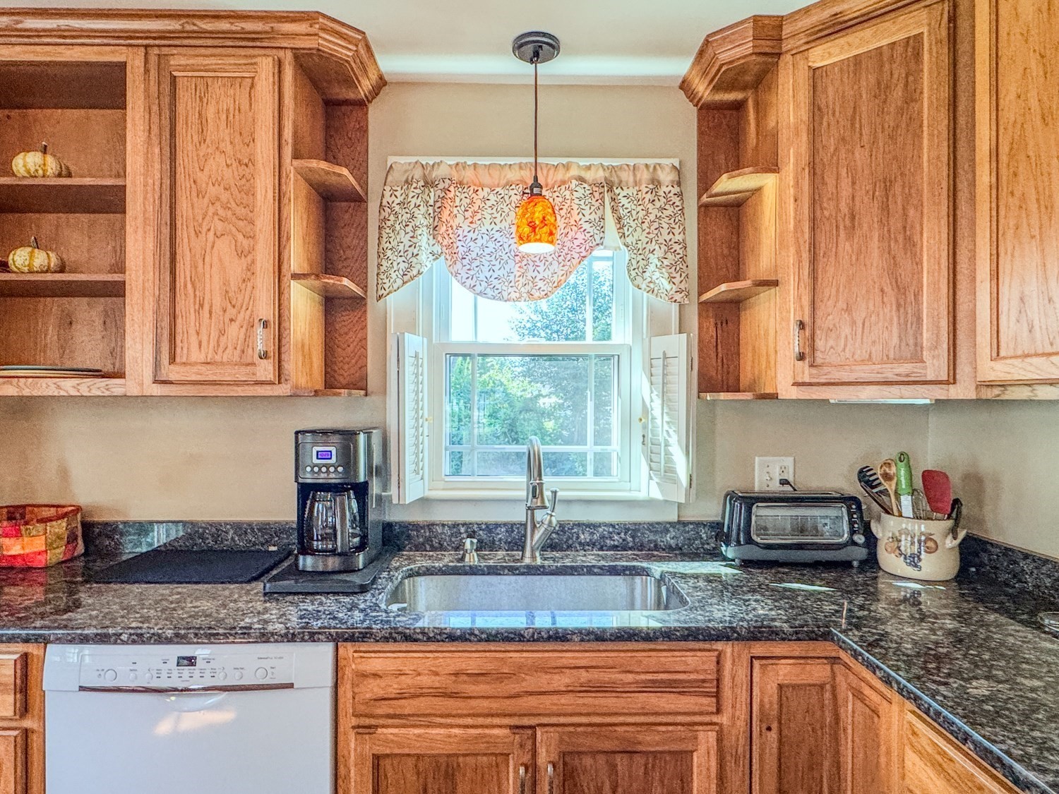 82 Smith Street Property Photo 8