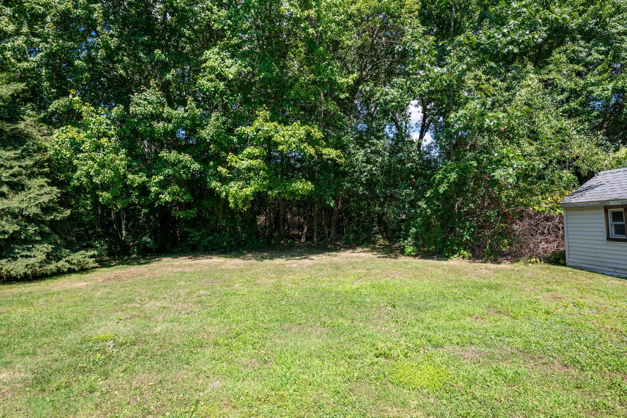 31 Eustis St. Property Photo 42