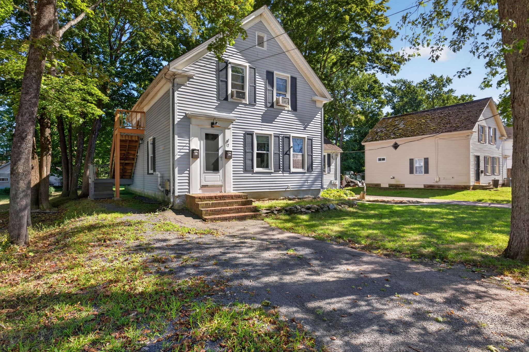 17 Pearl St Property Photo 3