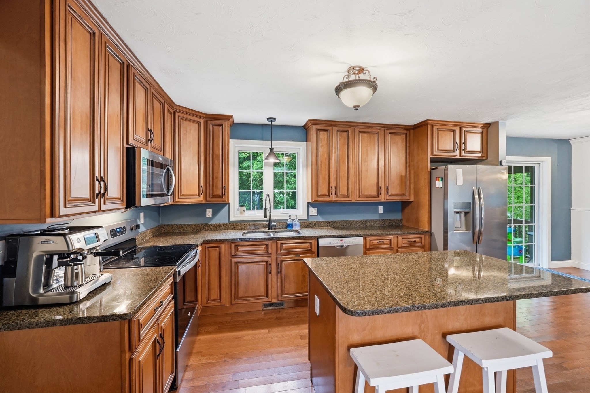 8 Erika Way Property Photo 15