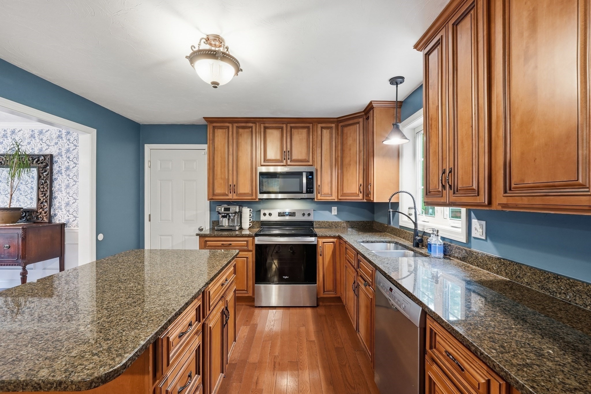 8 Erika Way Property Photo 18