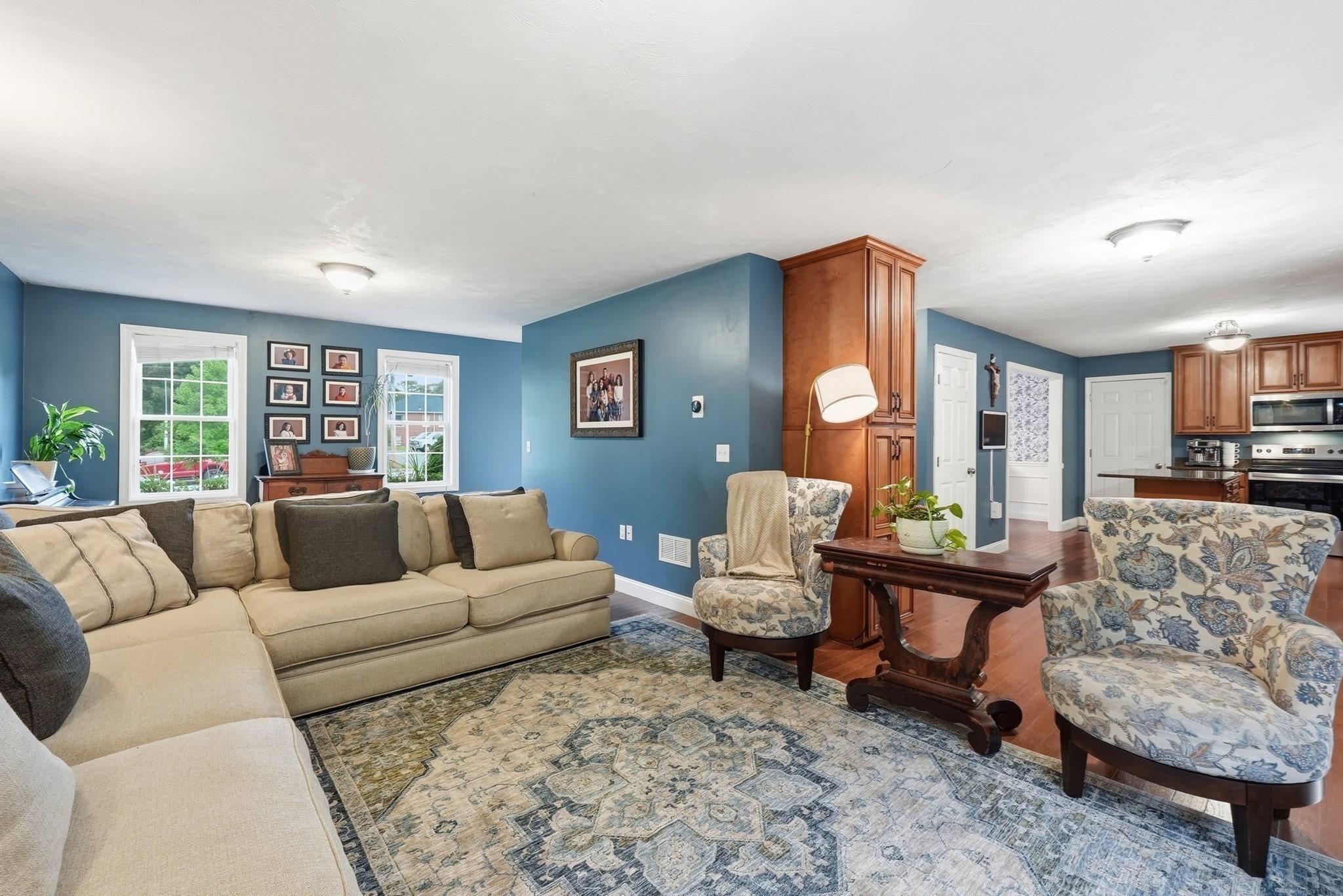 8 Erika Way Property Photo 23