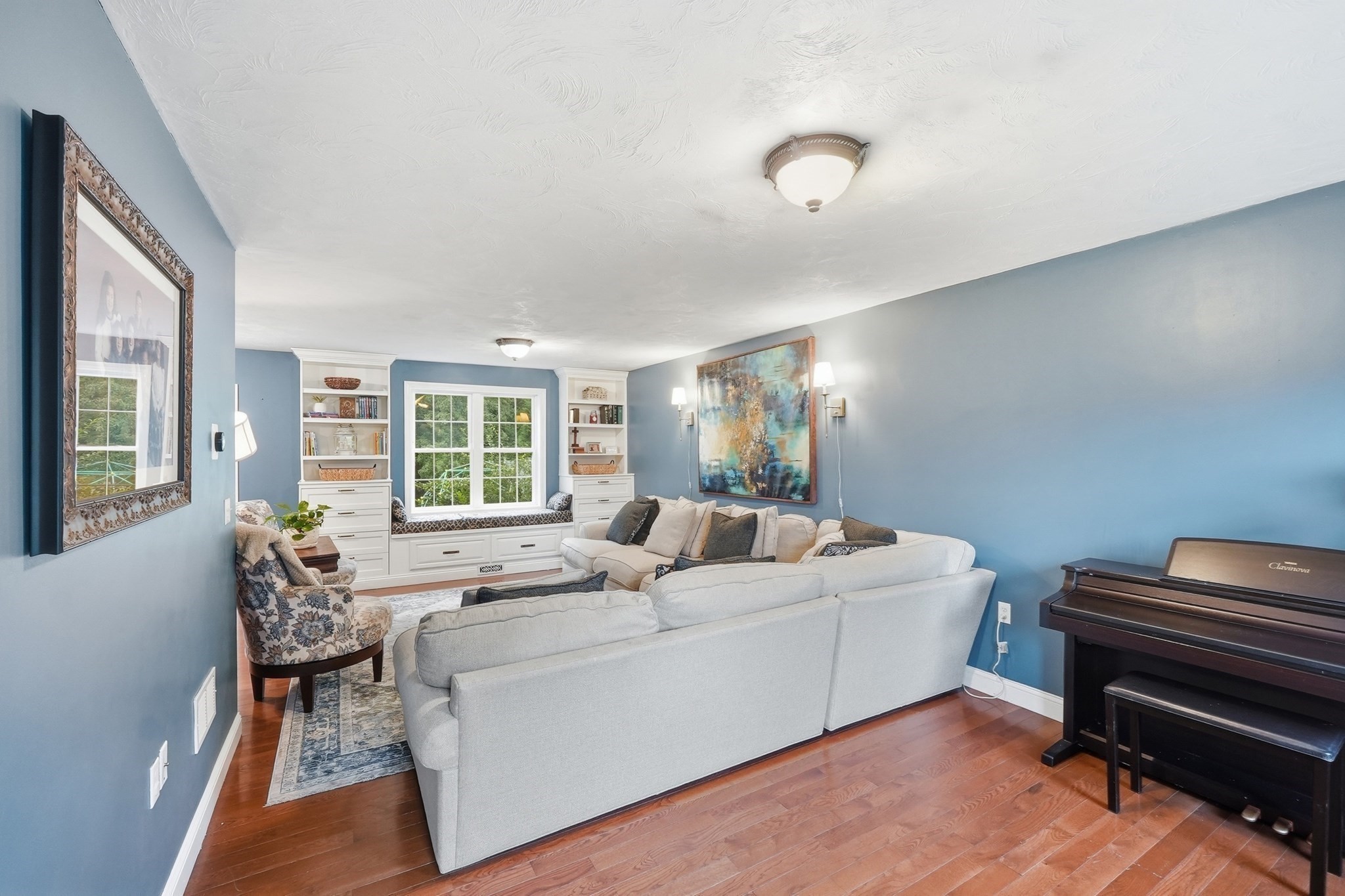 8 Erika Way Property Photo 24