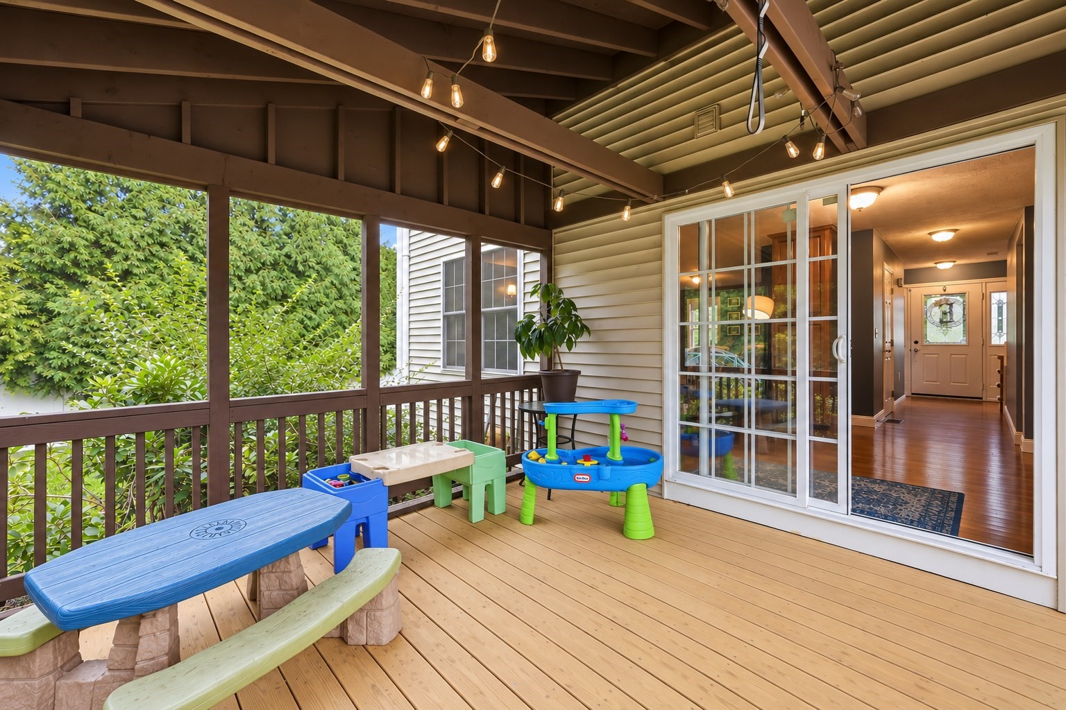 8 Erika Way Property Photo 35