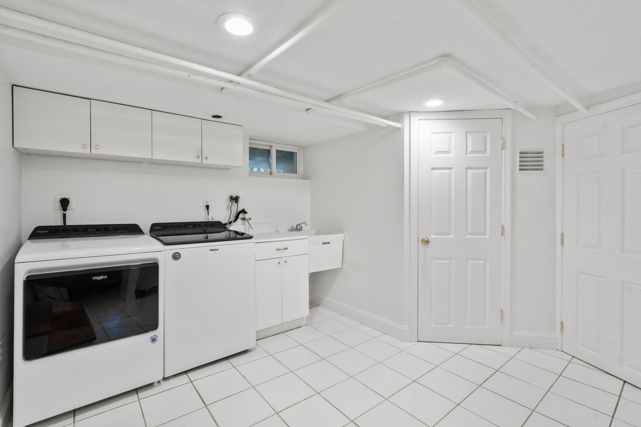 164 Common St Property Photo 17