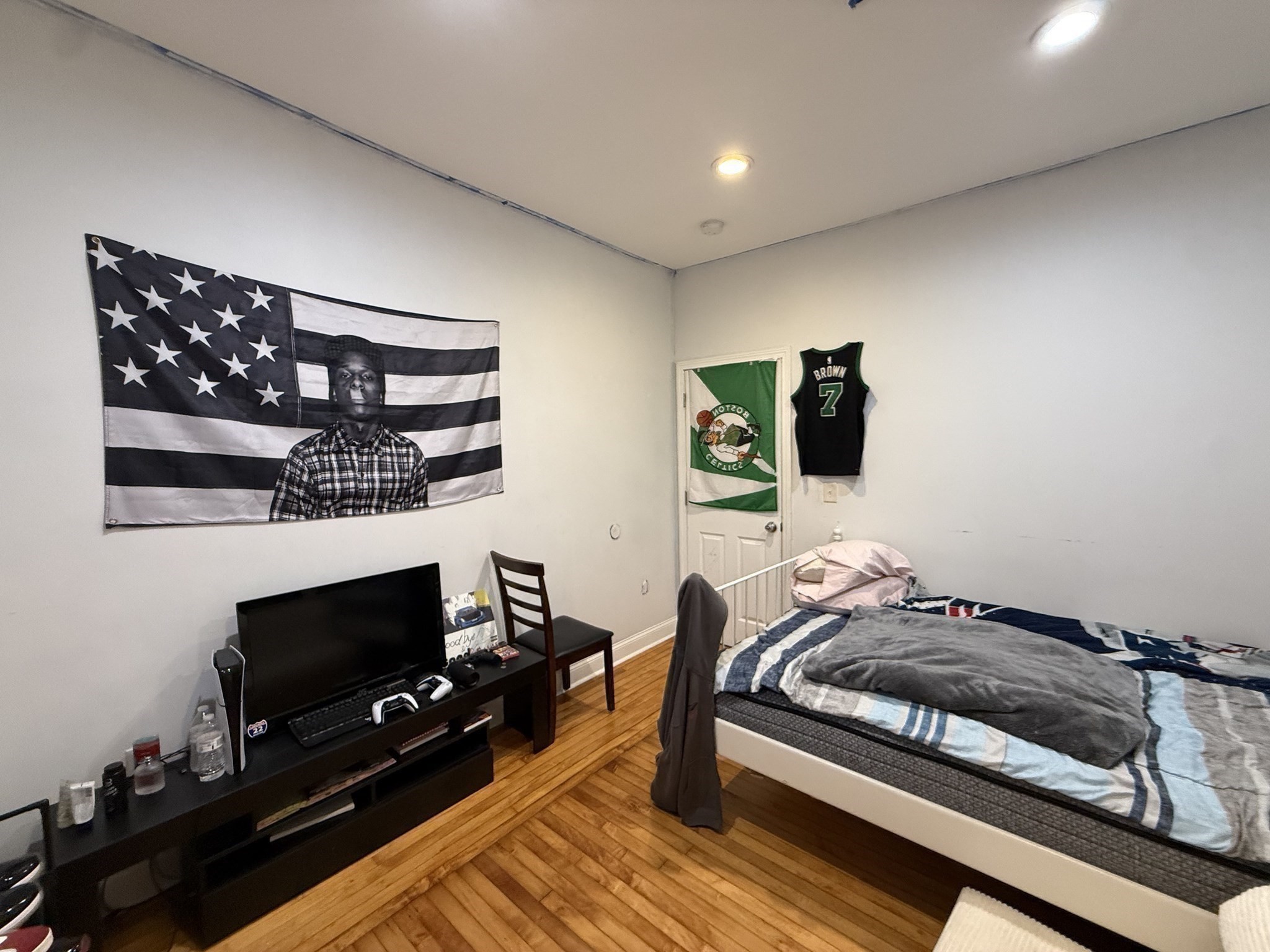 35 Cheever St. Property Photo 9